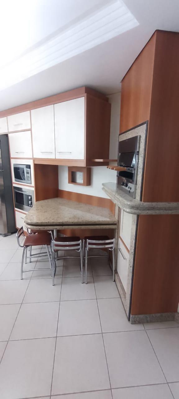 Apartamento para Alugar - 4 Quartos, Centro, Chapecó