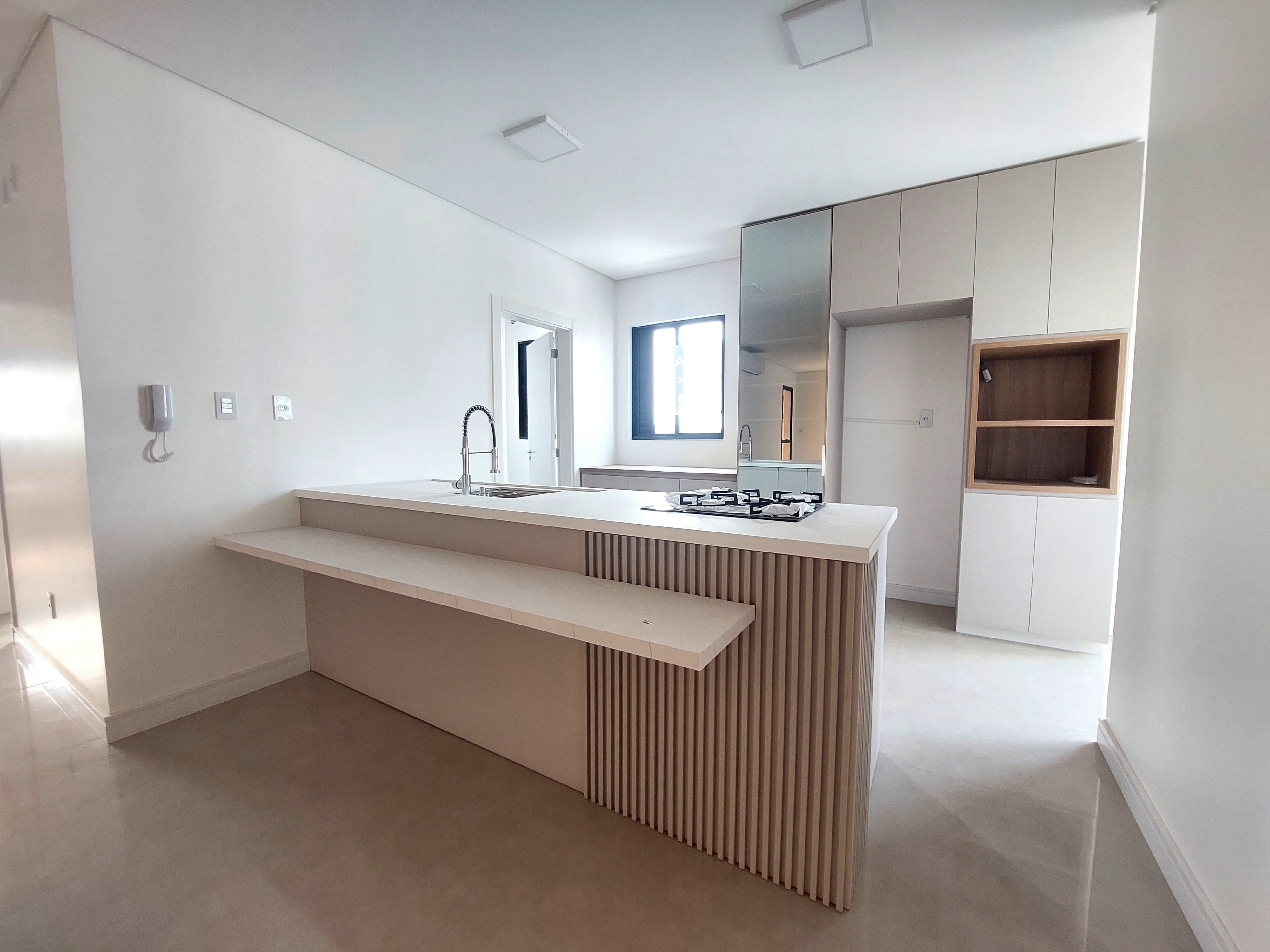 Apartamento 2 suítes para alugar no Presidente Médici | Mobg