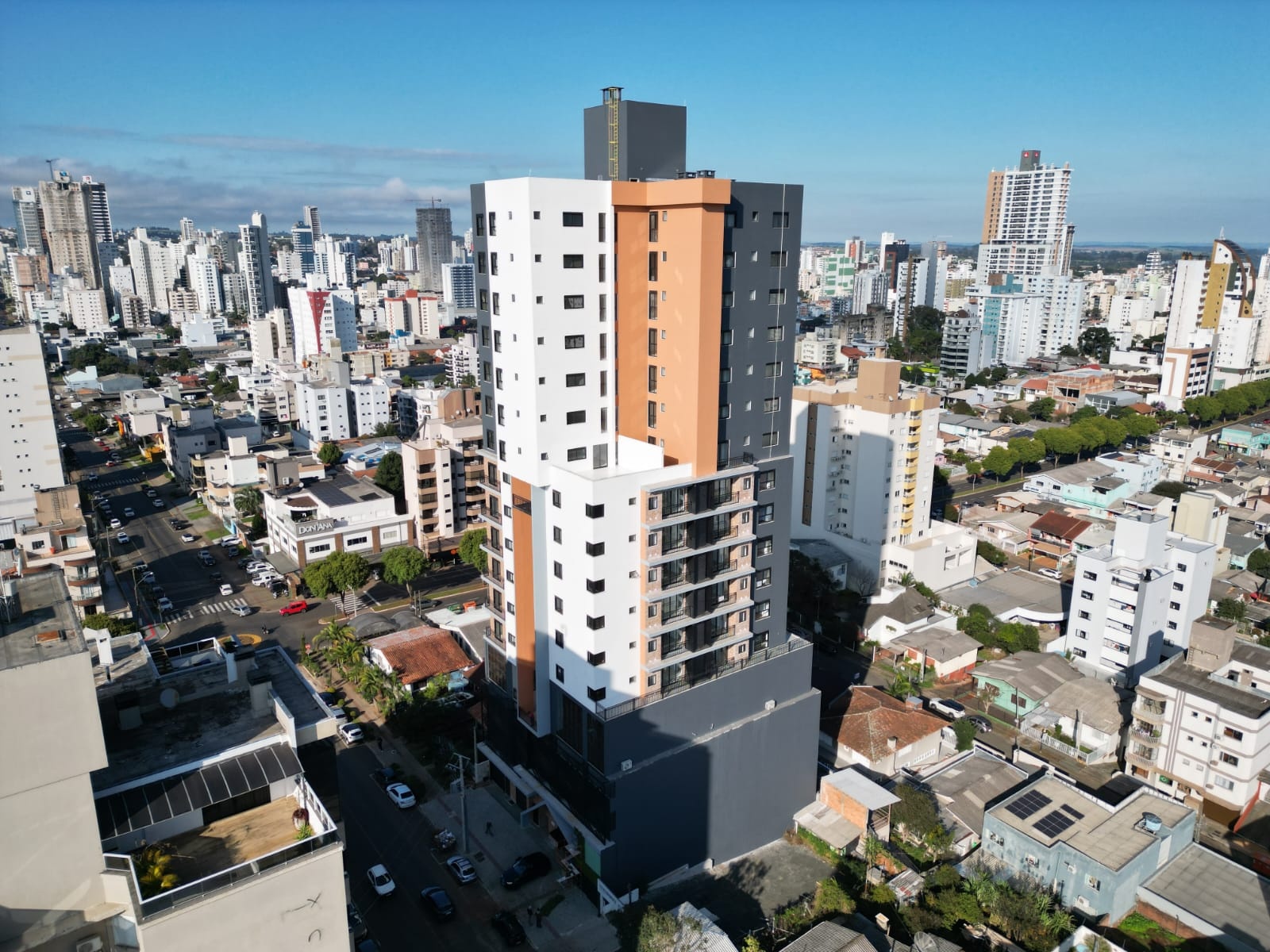 Apartamento 2 suítes para alugar no Presidente Médici | Mobg