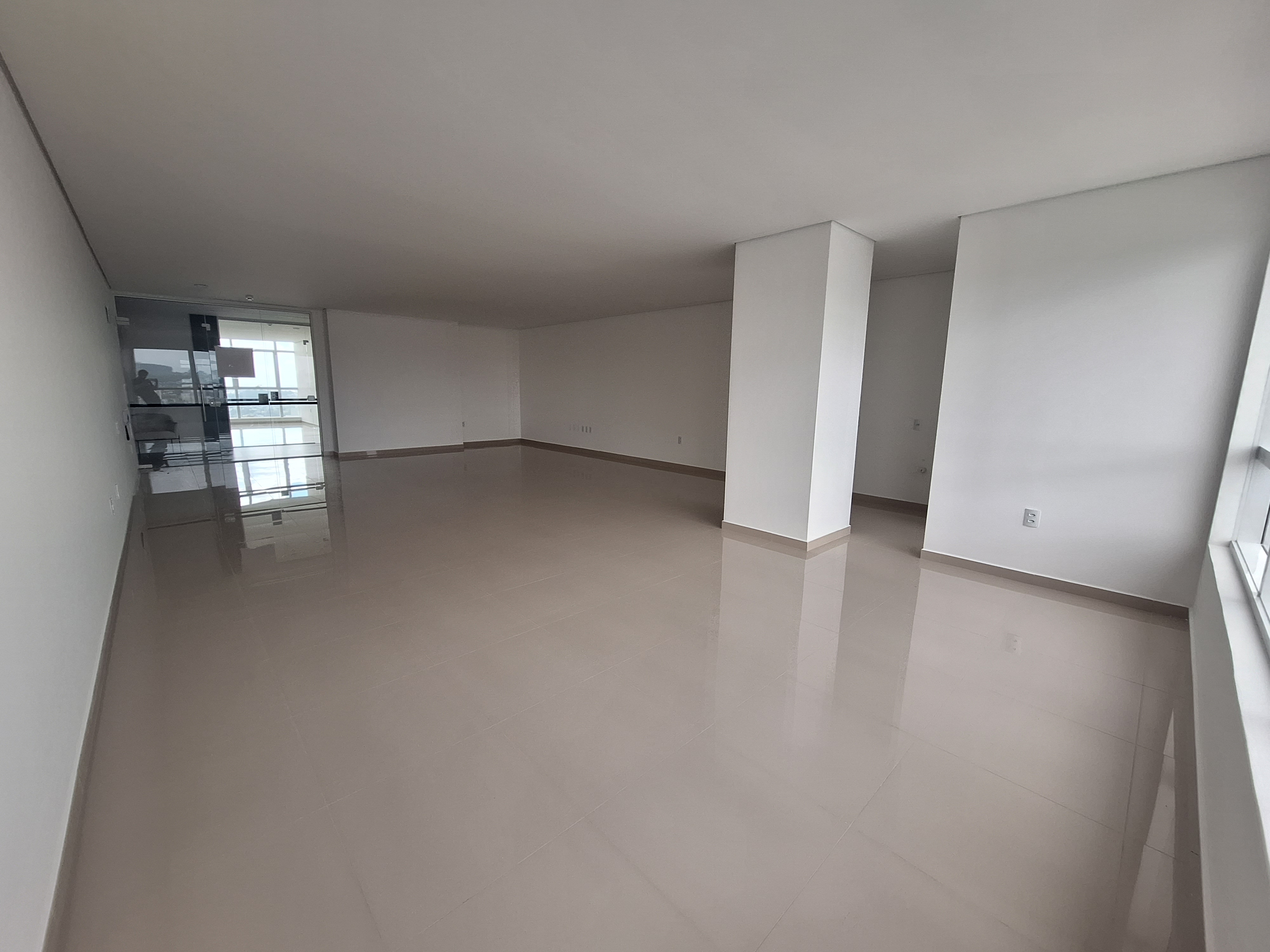 Sala Comercial para Alugar - Centro, Chapecó - 77m²