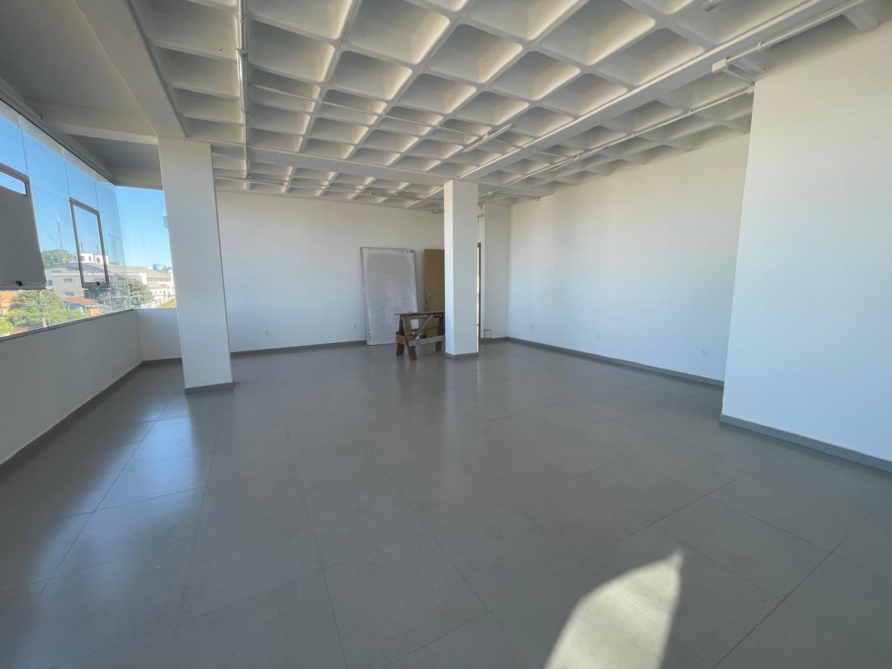 Sala Comercial para Alugar em Efapi, Chapecó - 65m² | Bairro