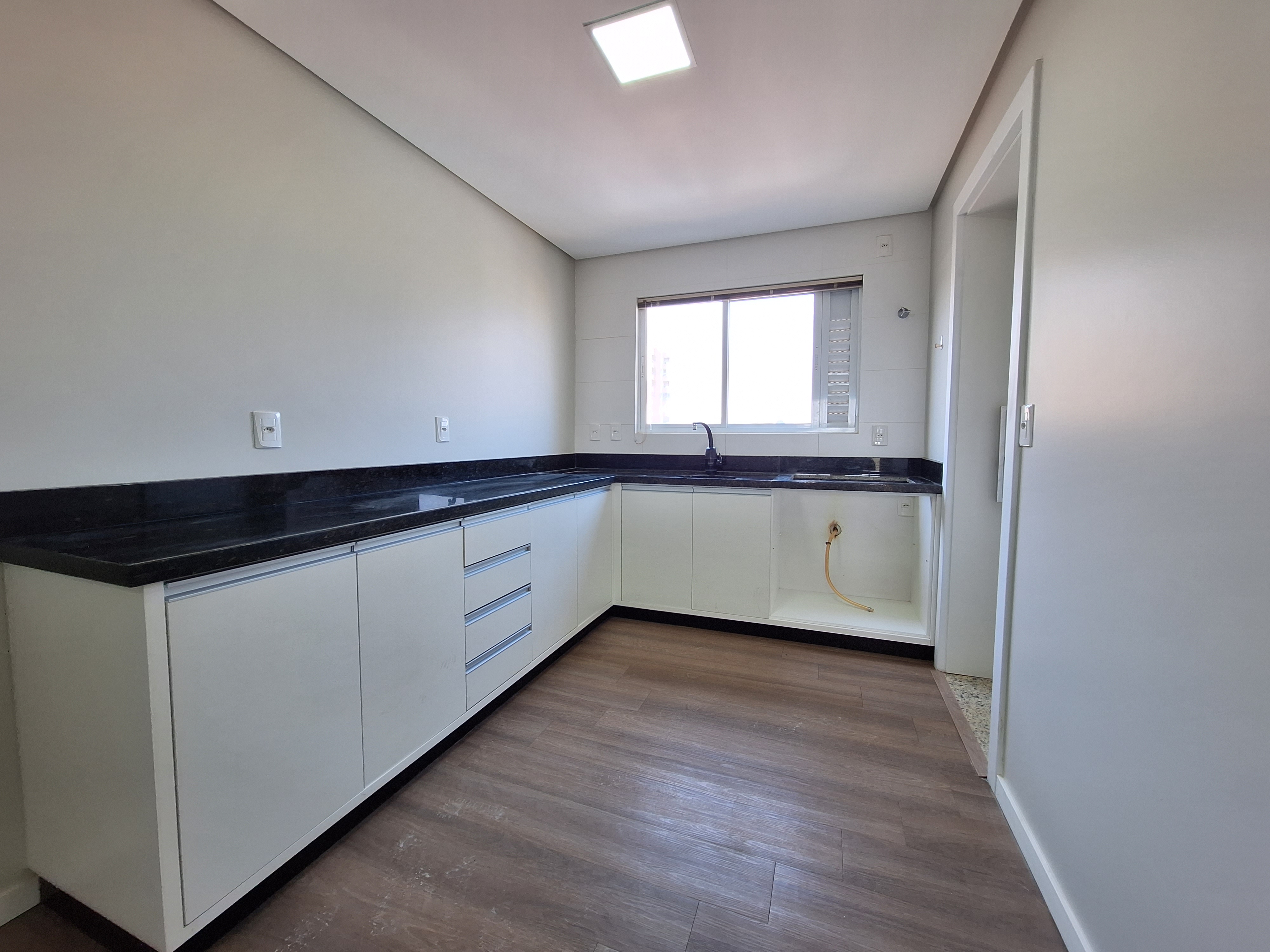 Apartamento 1 suíte para alugar no Saic em Chapecó | Mobg