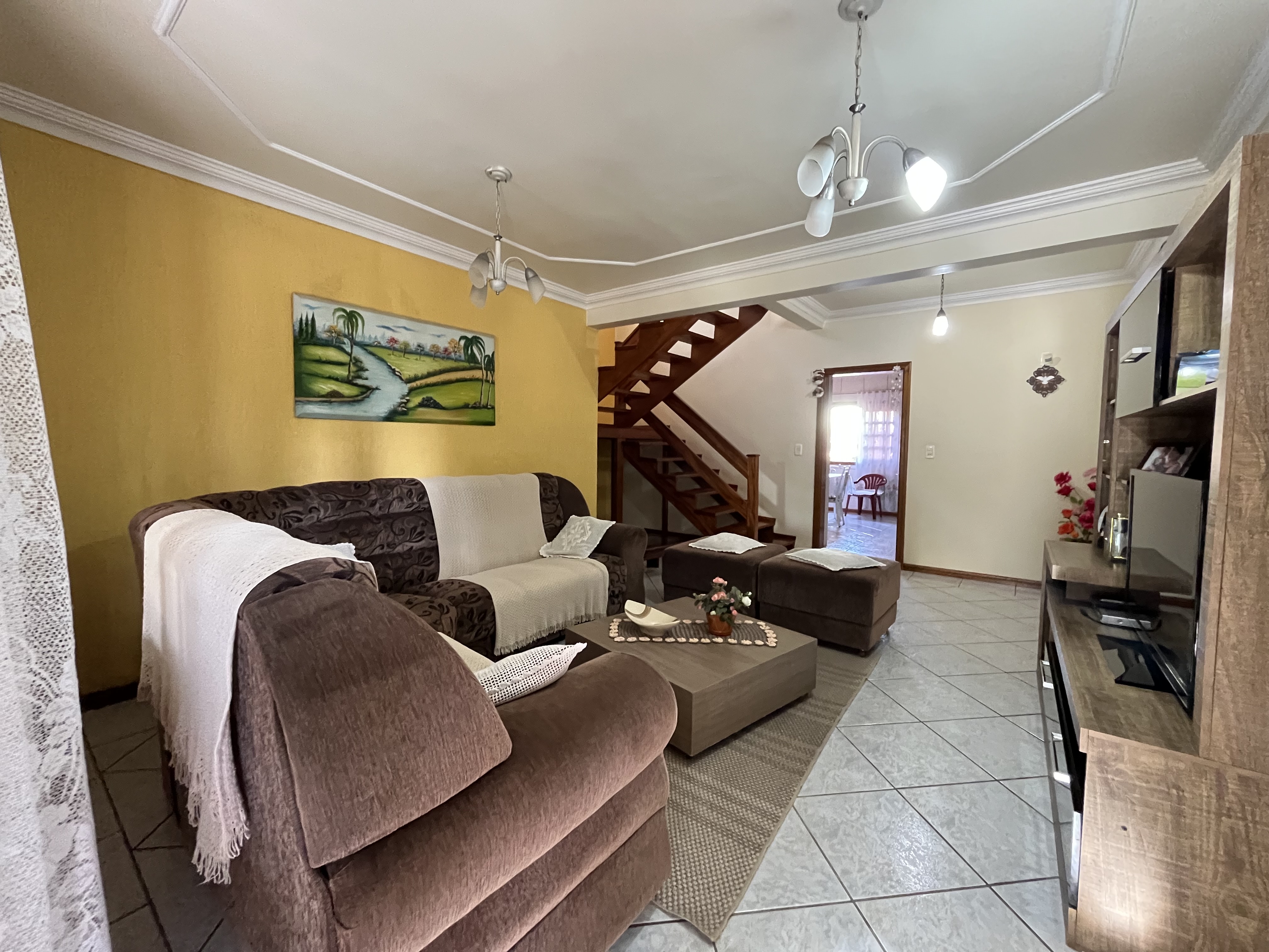 Casa para Alugar - 4 Quartos - Presidente Médici, Chapecó