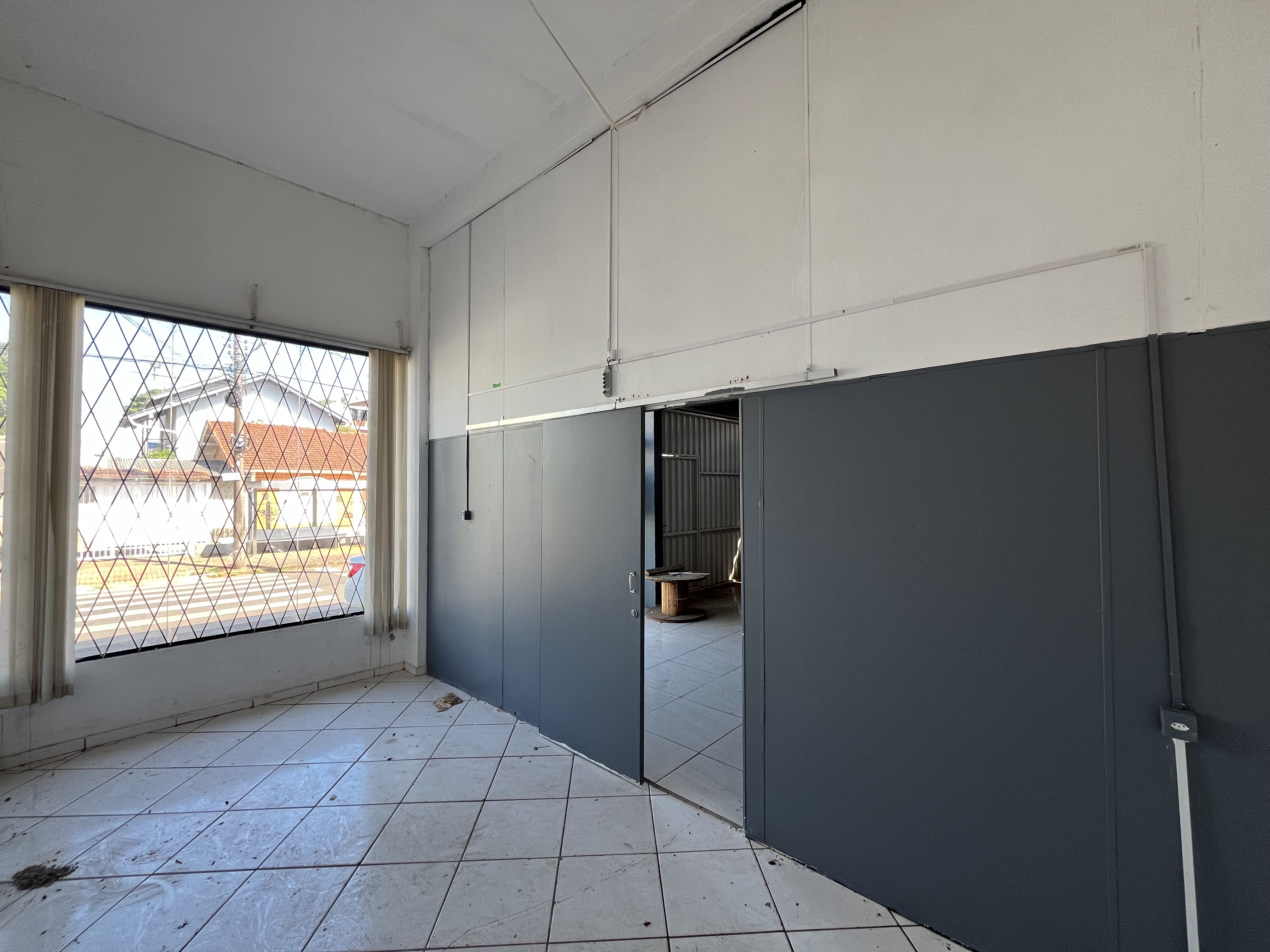 Sala Comercial para Alugar em São Cristóvão, Chapecó - 117m²