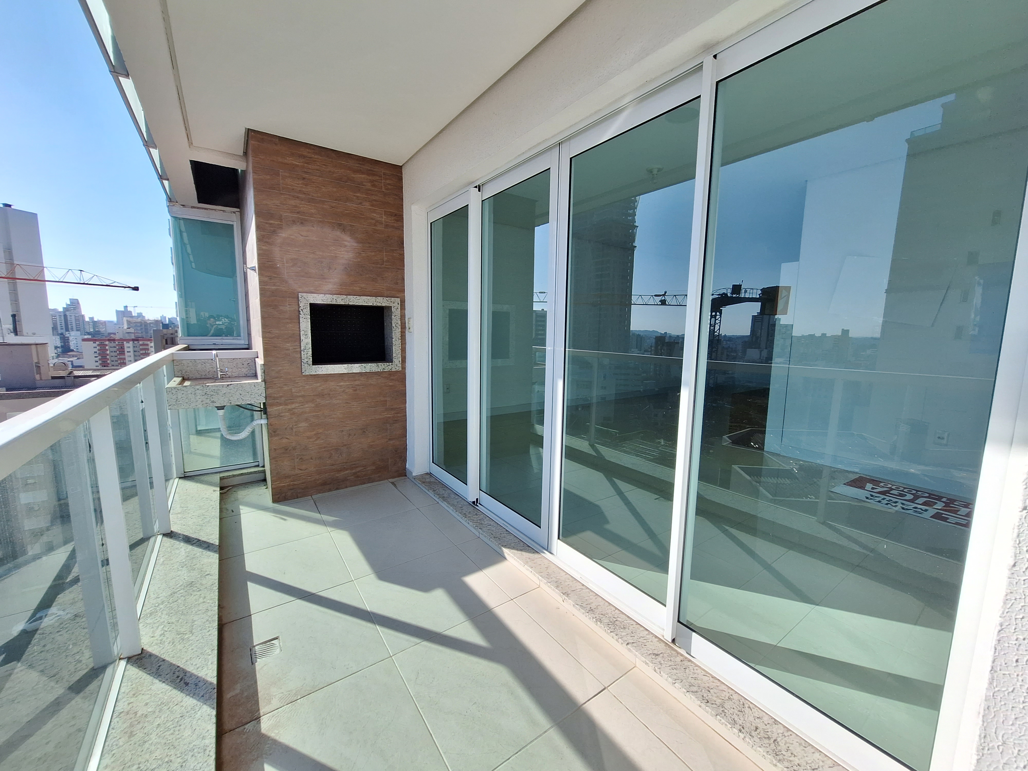 Apartamento 3 suítes para alugar no Centro em Chapecó | Mobg