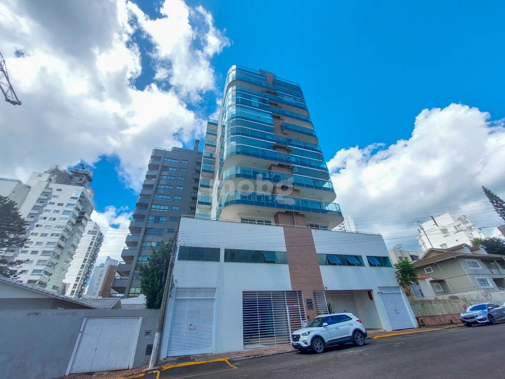 Apartamento 3 suítes para alugar no Centro em Chapecó | Mobg