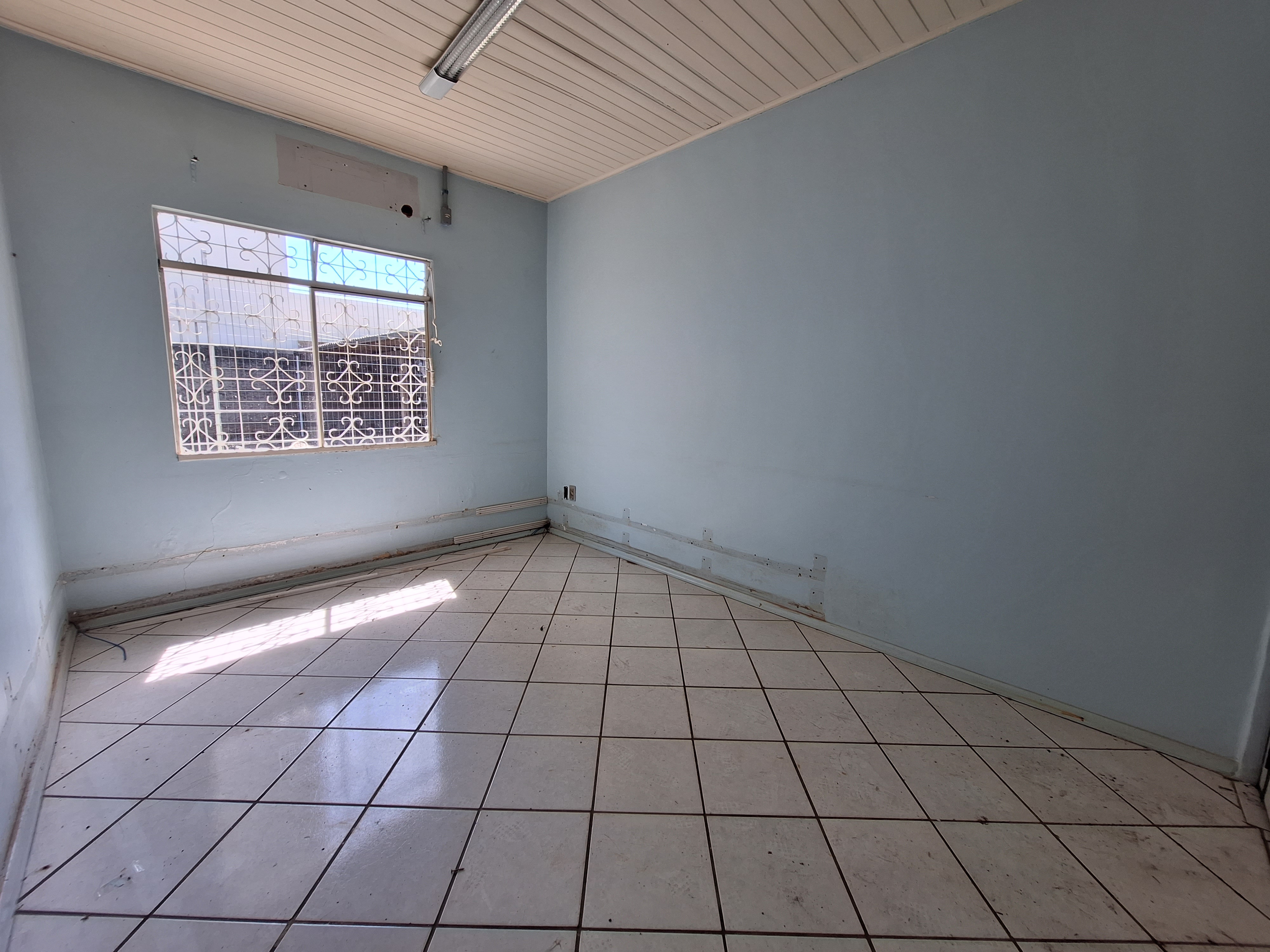 Casa Comercial 5 quartos para alugar no Santa Maria | Mobg