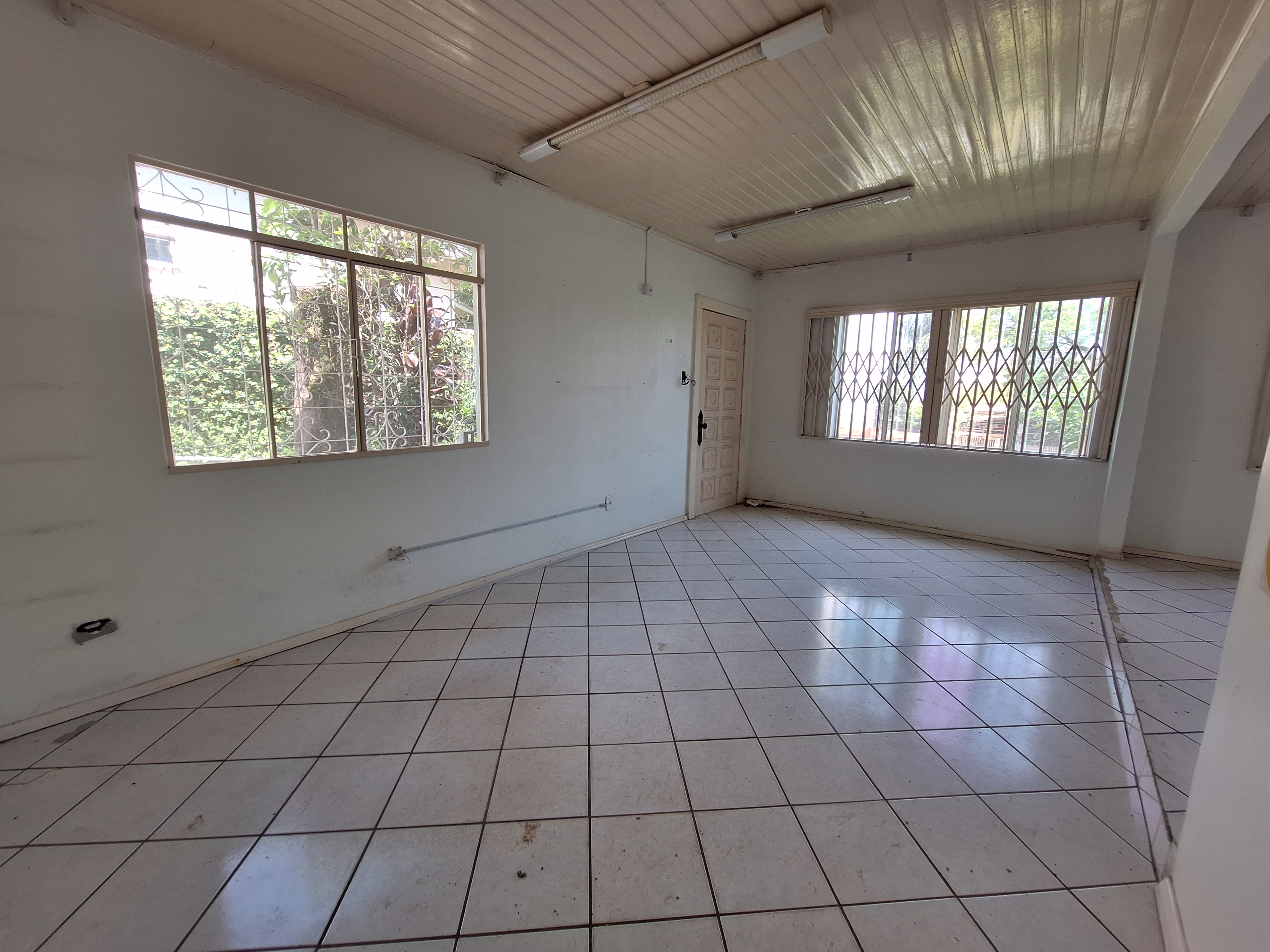 Casa Comercial 5 quartos para alugar no Santa Maria | Mobg