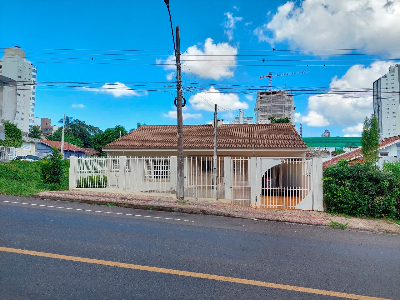 Casa 1 suíte para alugar no Maria Goretti em Chapecó | Mobg