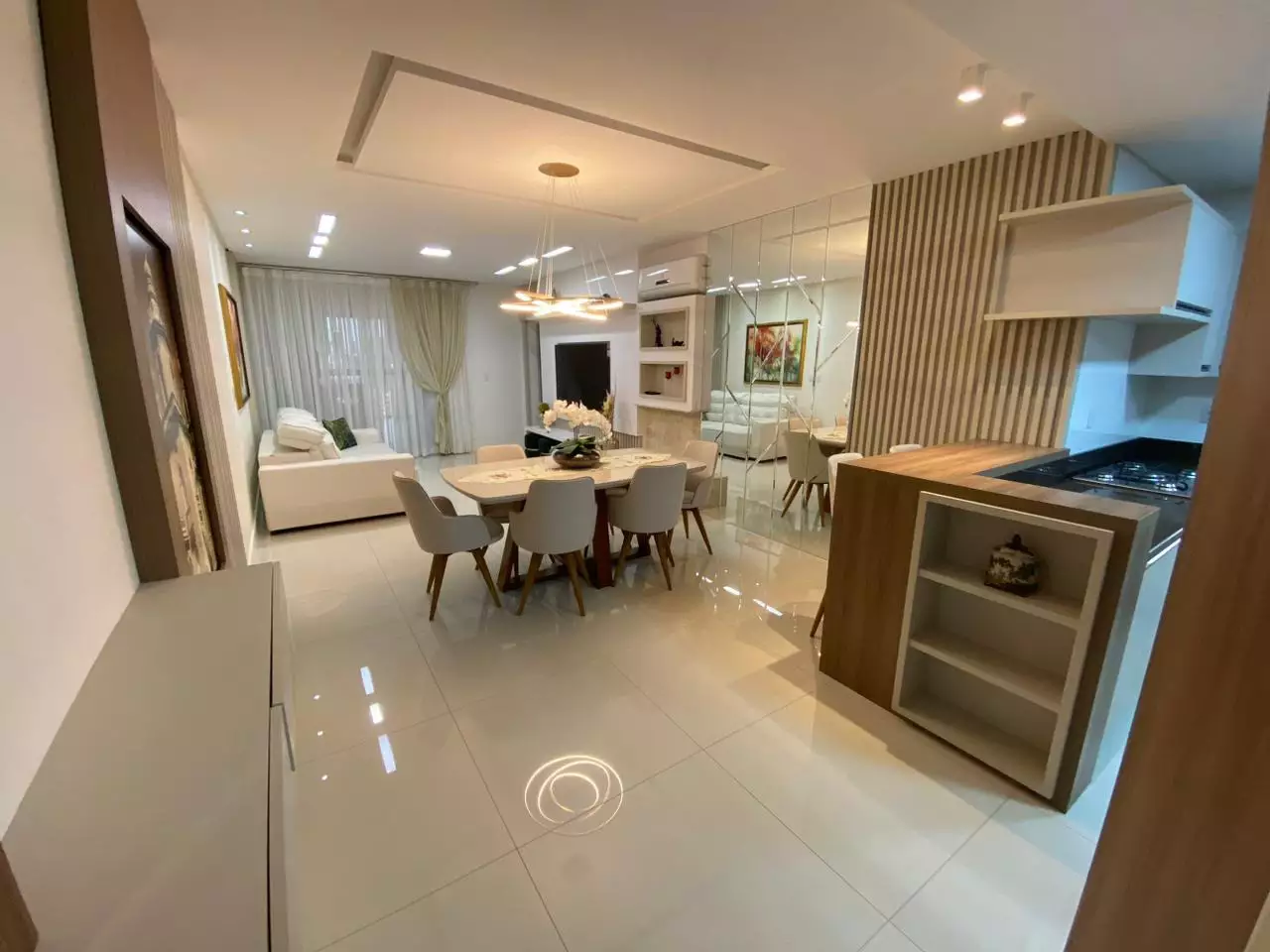 Apartamento 1 suíte para alugar no Centro em Chapecó | Mobg