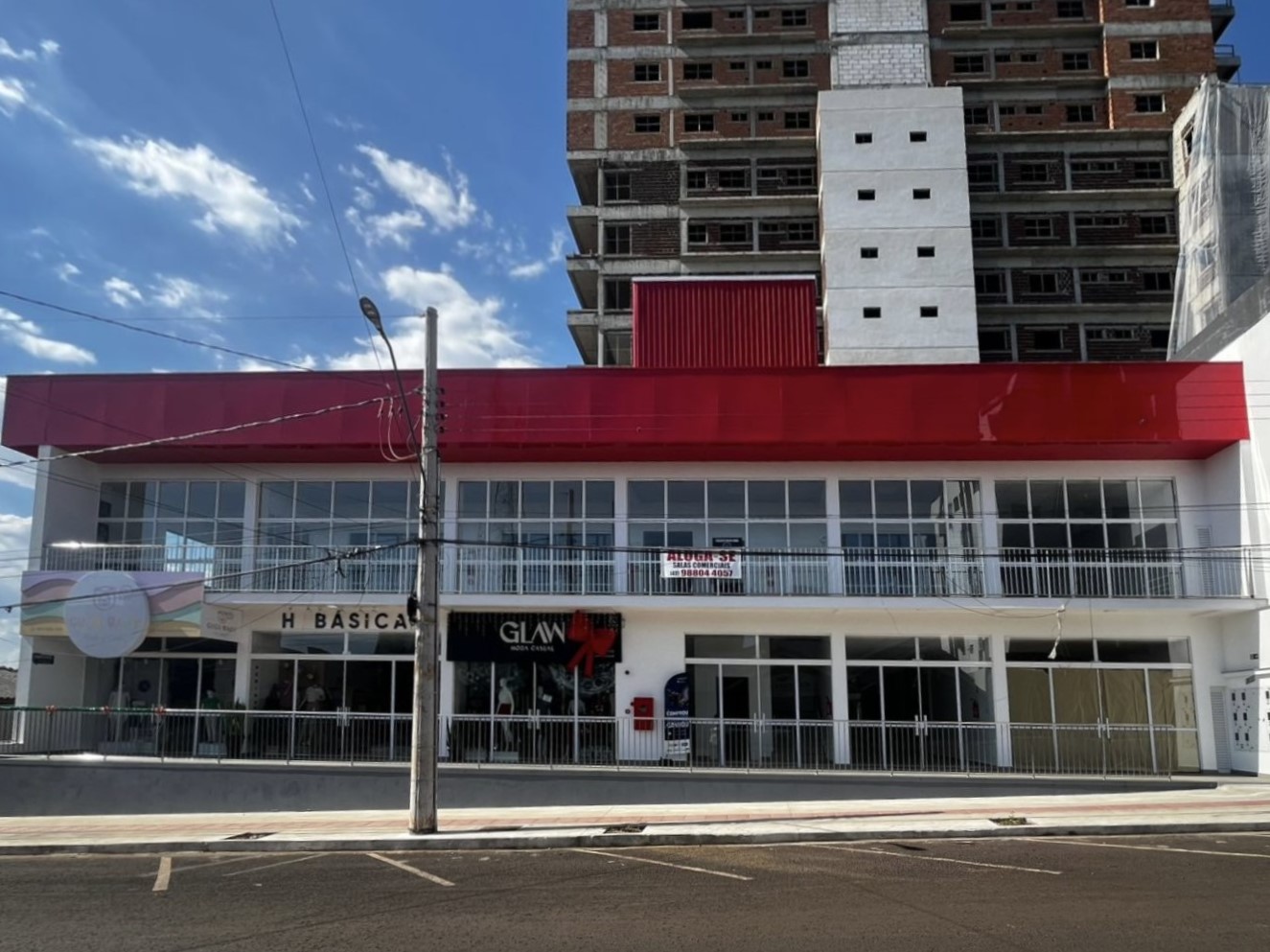 Sala Comercial para Alugar - Centro, Pinhalzinho | 80m²