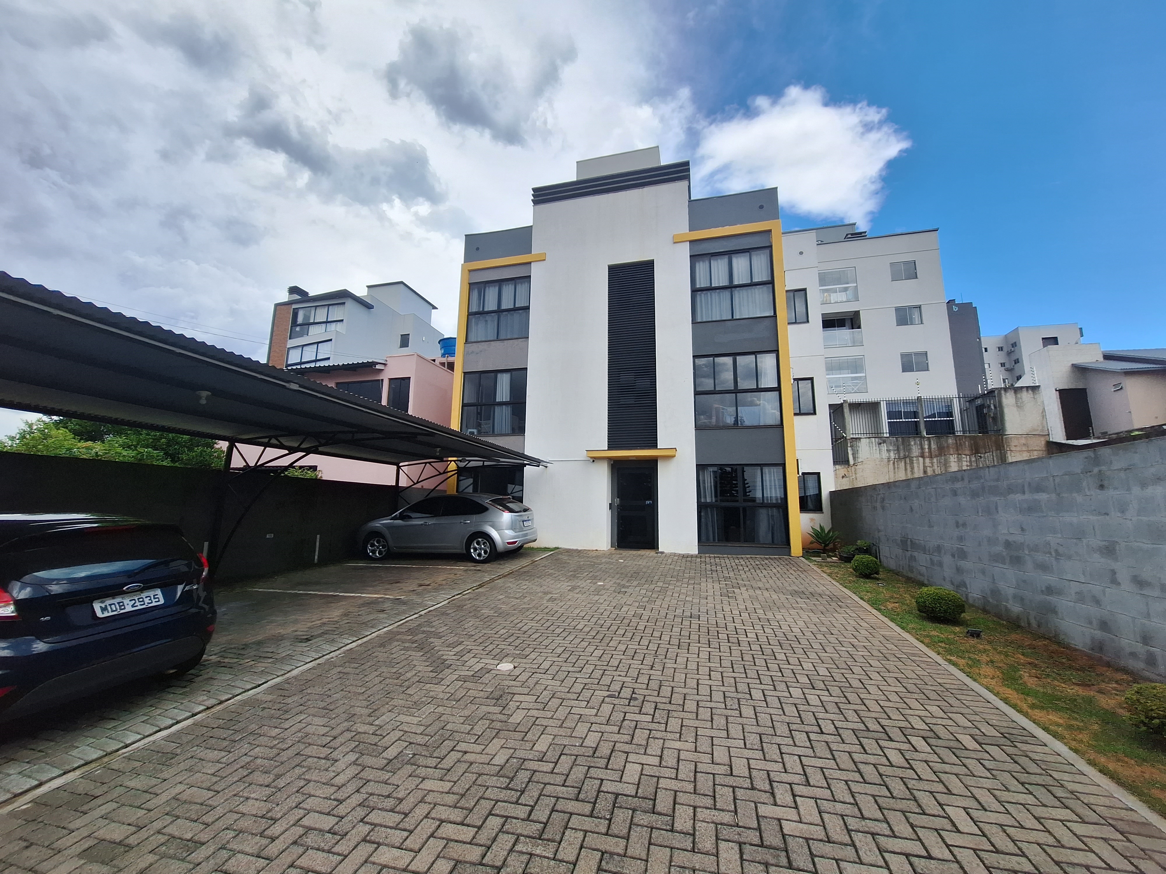 Apartamento 1 suíte para alugar no Paraiso em Chapecó | Mobg