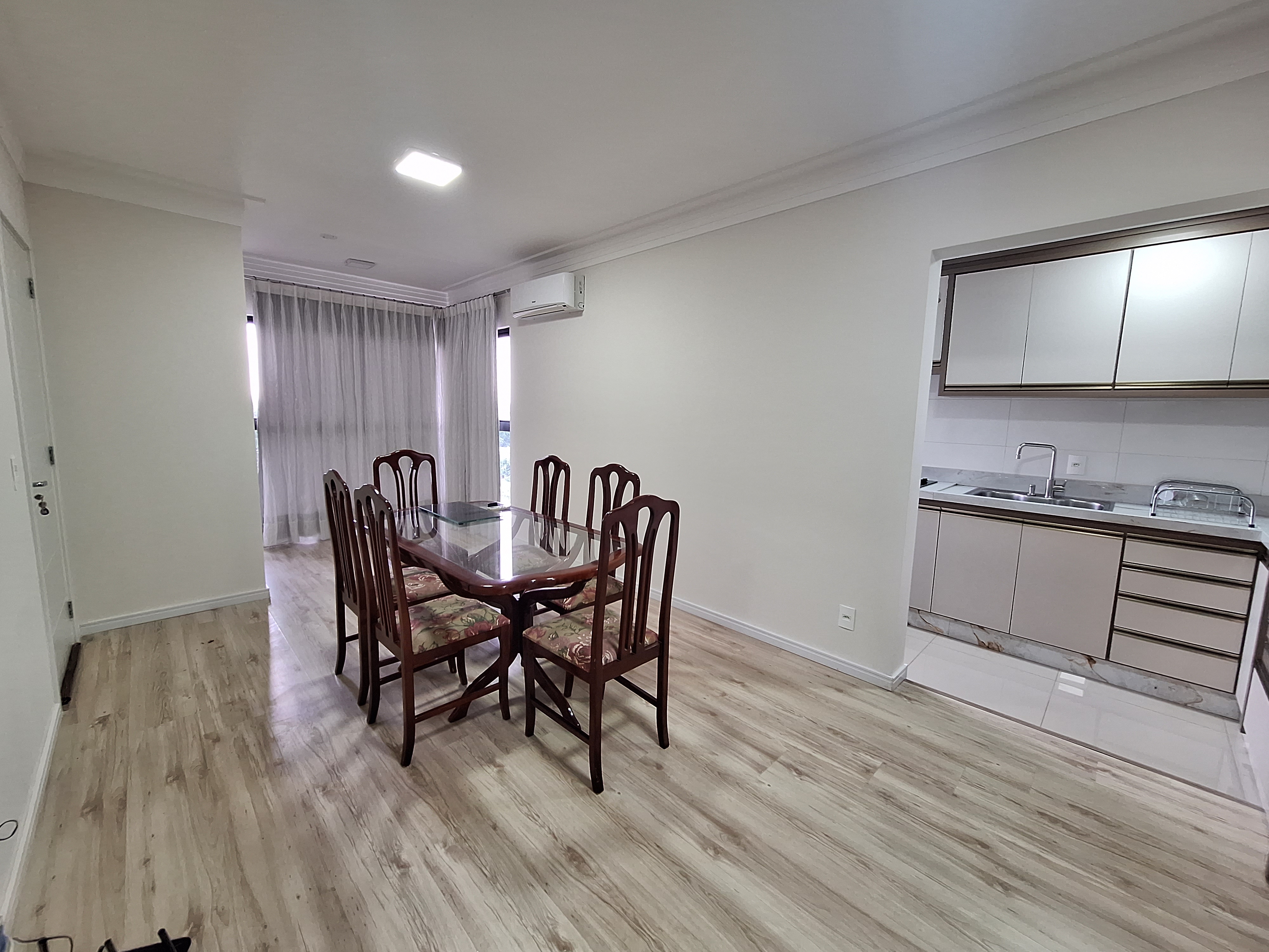 Apartamento 1 suíte para alugar no Paraiso em Chapecó | Mobg