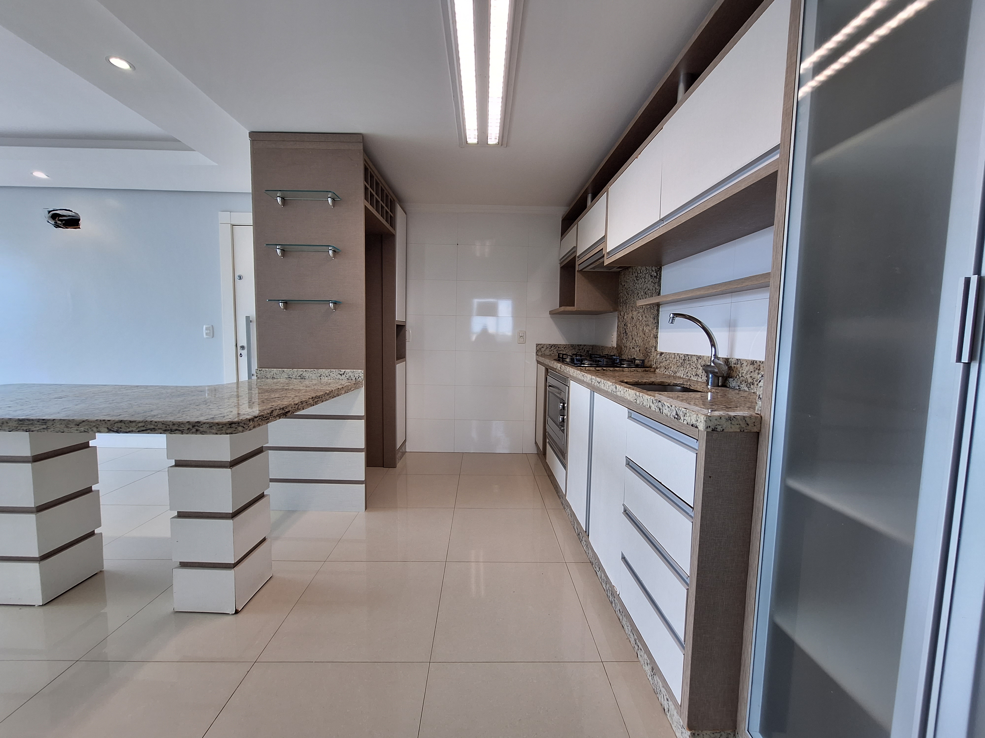 Apartamento 1 suíte para alugar no Presidente Médici | Mobg