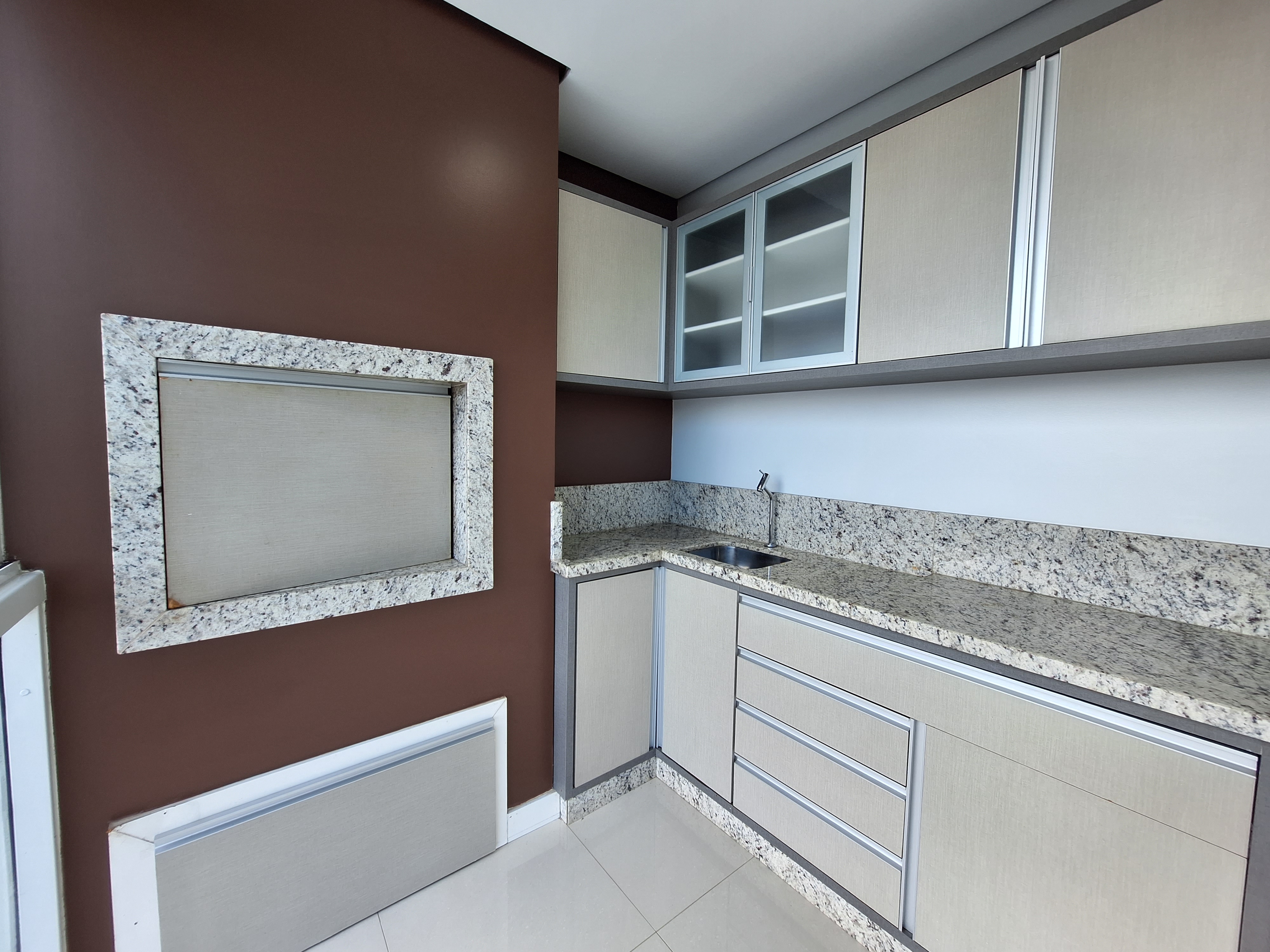Apartamento 1 suíte para alugar no Presidente Médici | Mobg