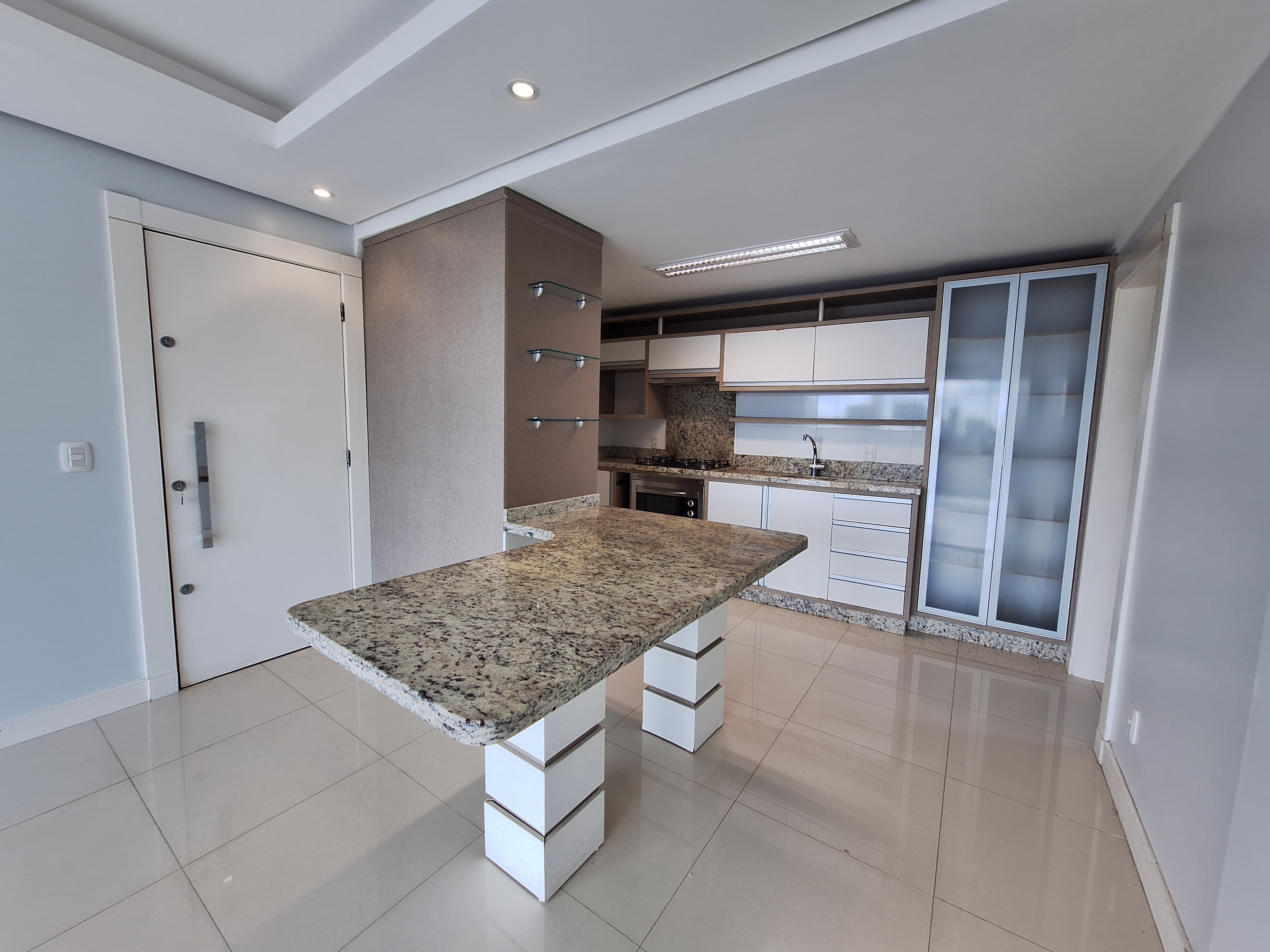 Apartamento 1 suíte para alugar no Presidente Médici | Mobg