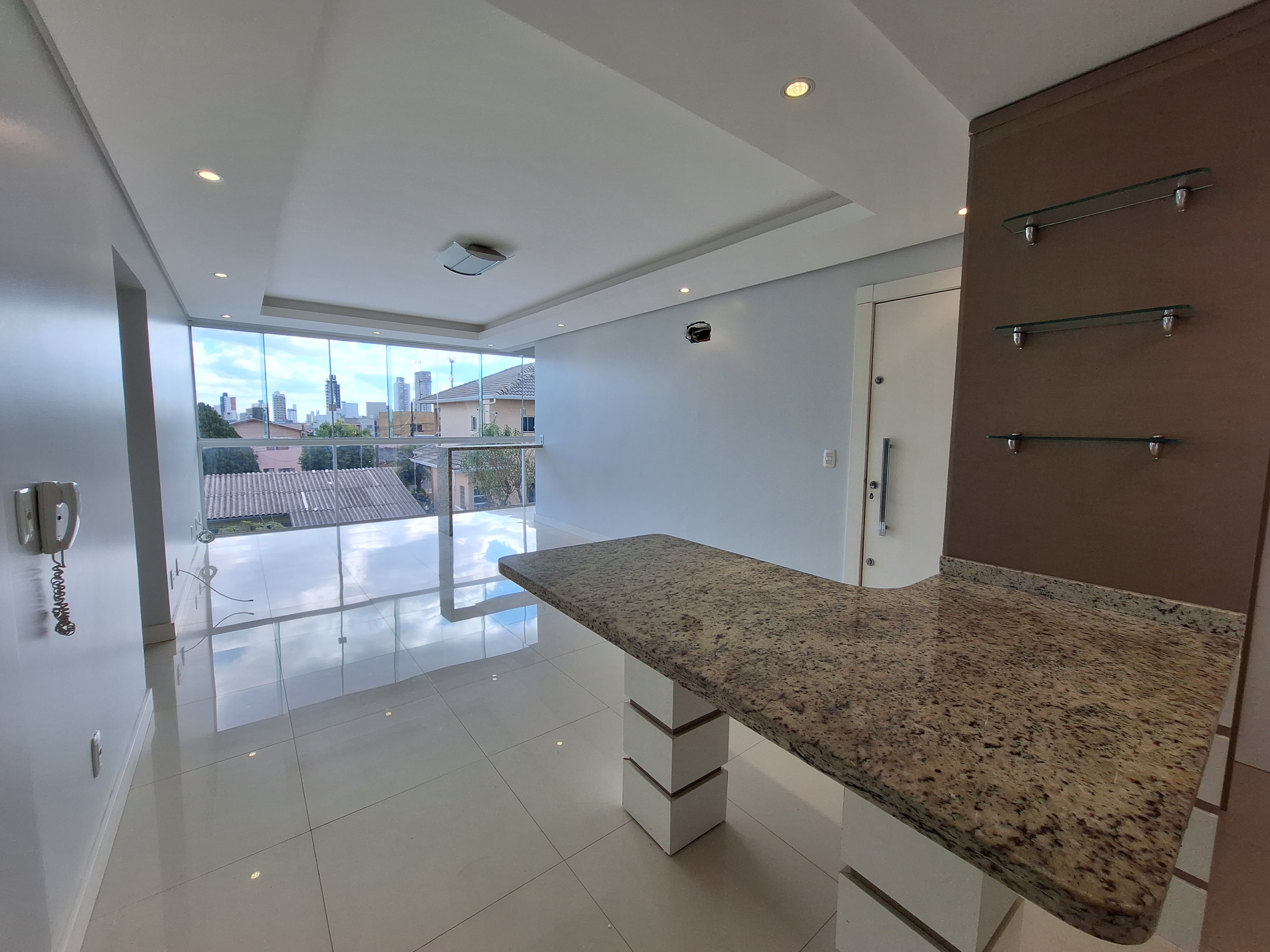 Apartamento 1 suíte para alugar no Presidente Médici | Mobg