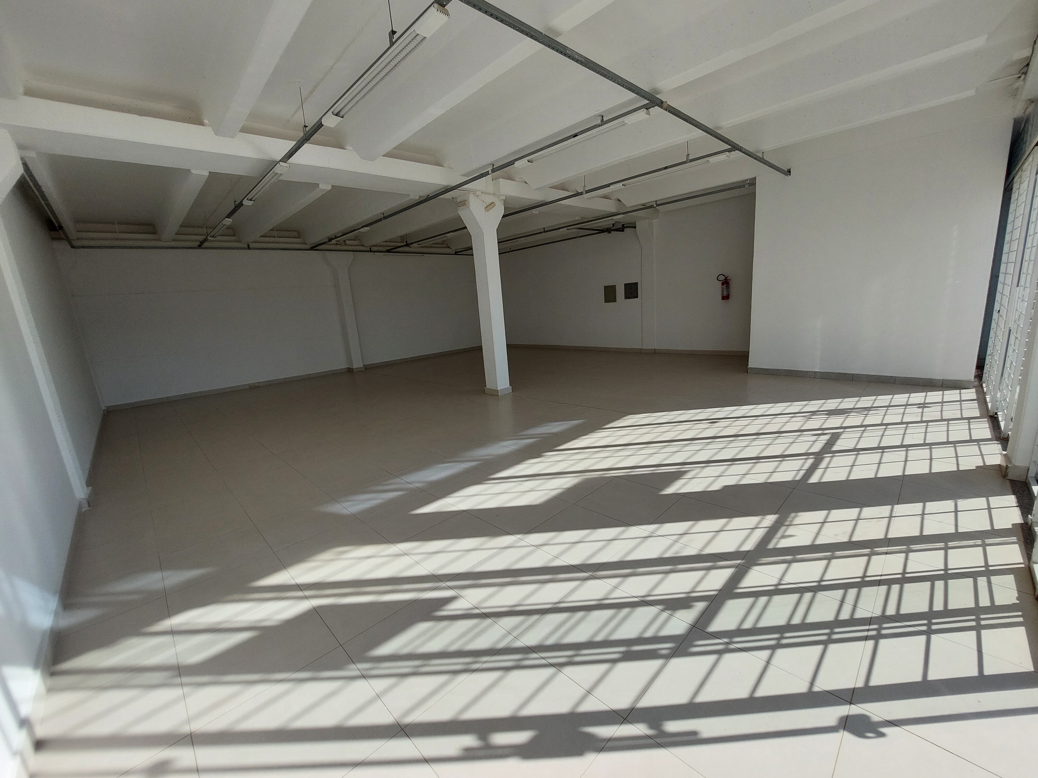 Sala Comercial para Alugar - Efapi, Chapecó - 118m²