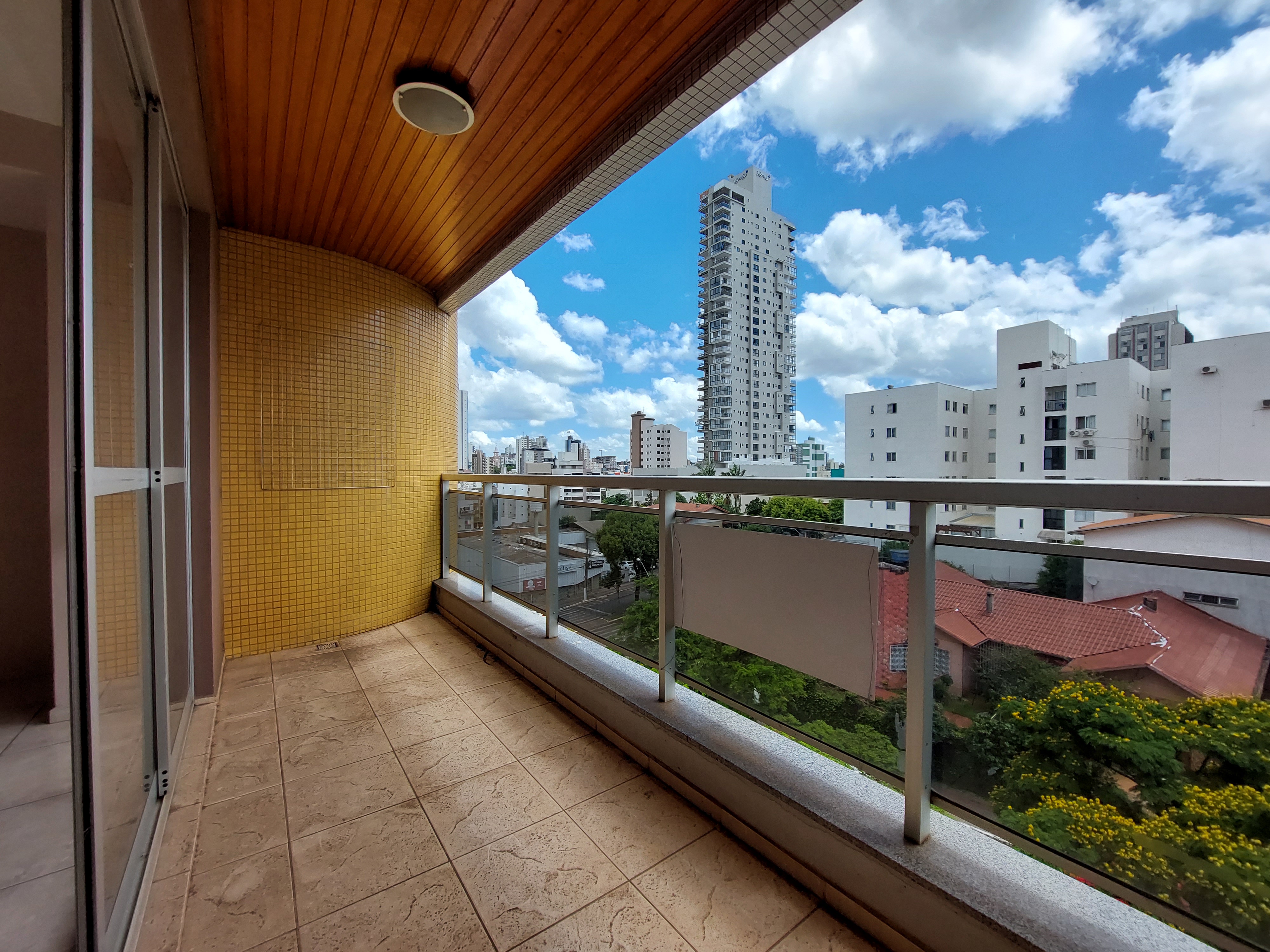 Apartamento 1 suíte para alugar no Centro em Chapecó | Mobg
