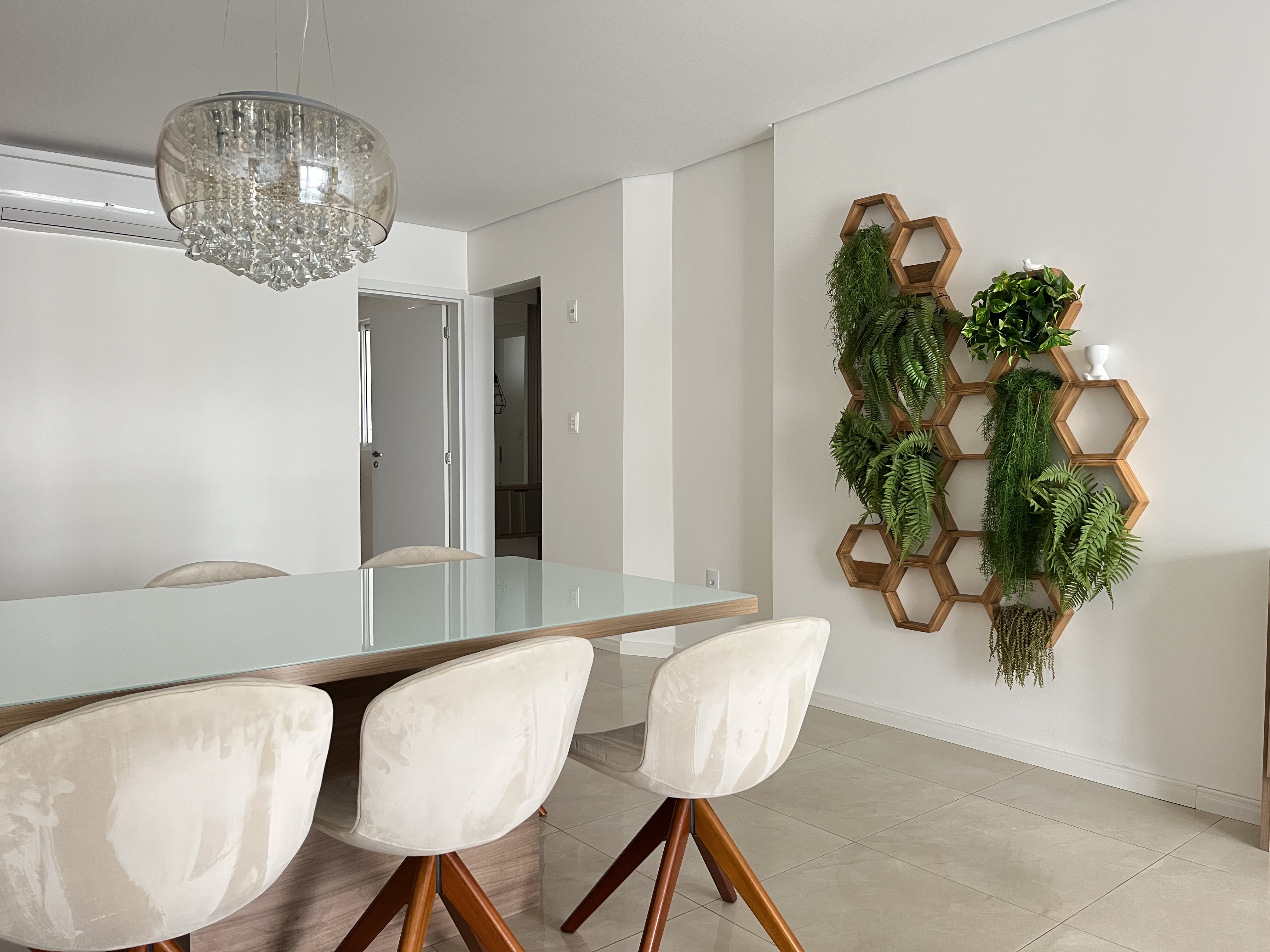 Apartamento 3 suítes para alugar no Centro em Chapecó | Mobg