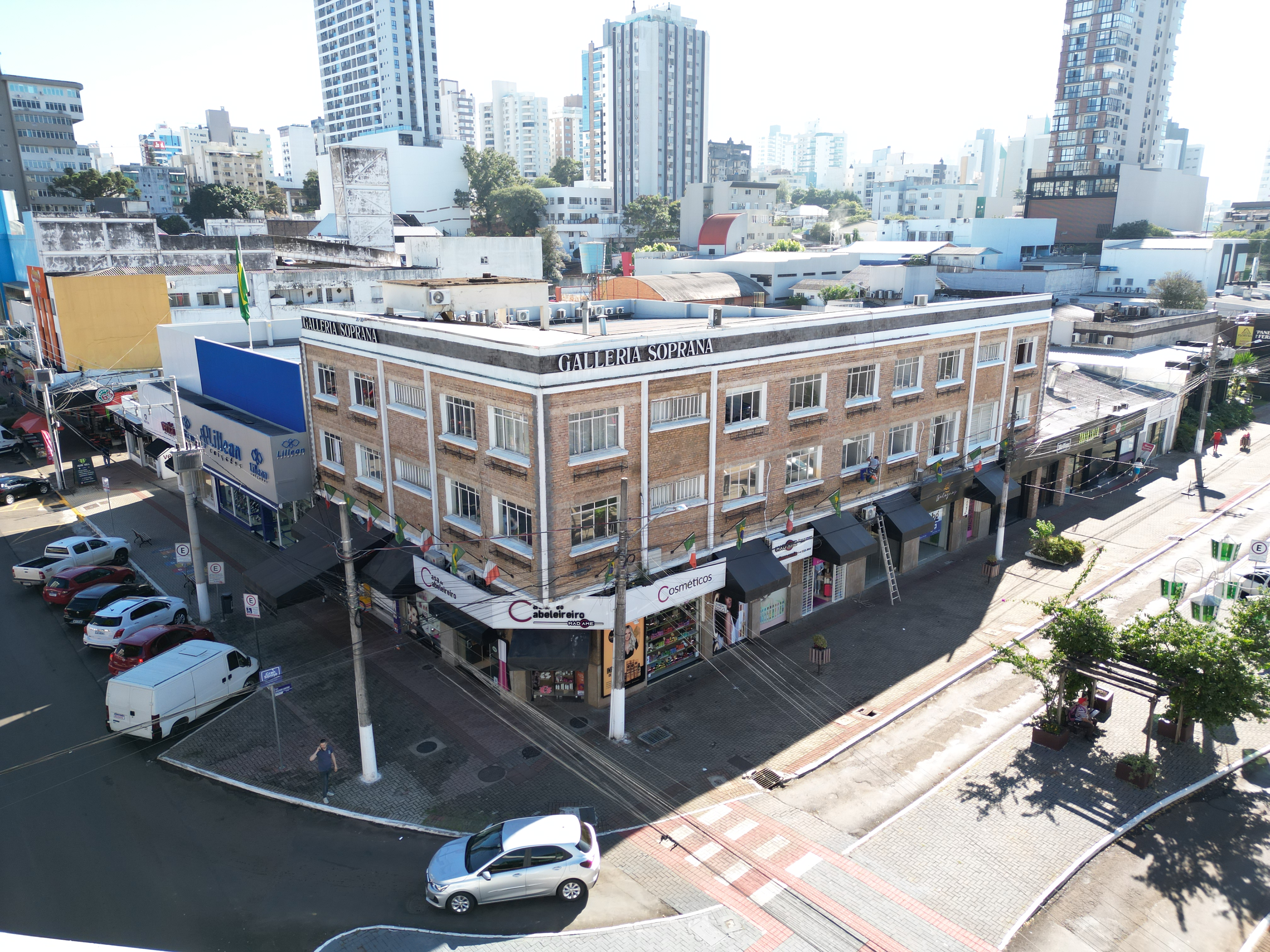 Comercial para alugar no Centro em Chapecó | Mobg