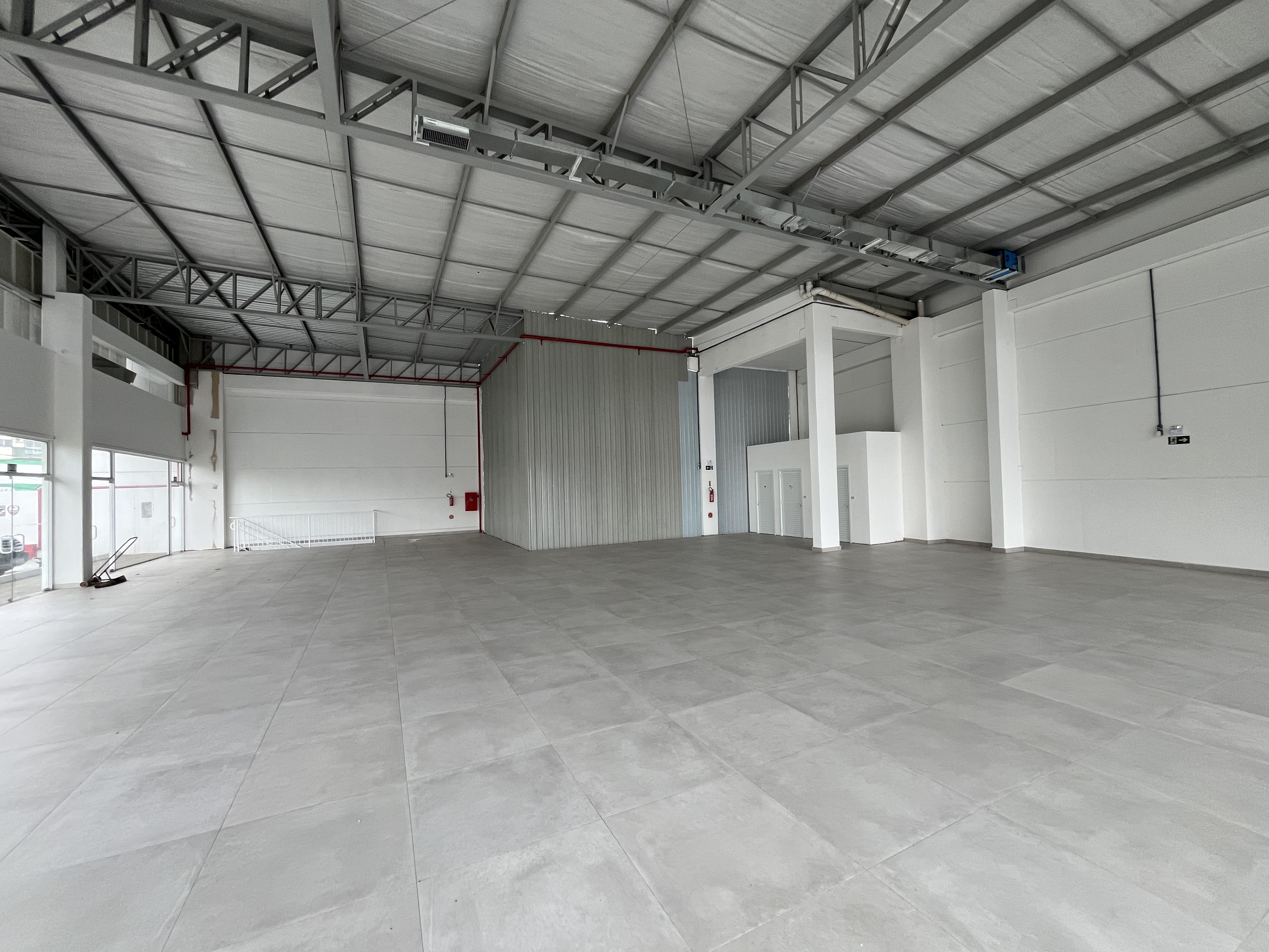 Sala Comercial para Alugar em São Cristóvão, Chapecó - 350m²