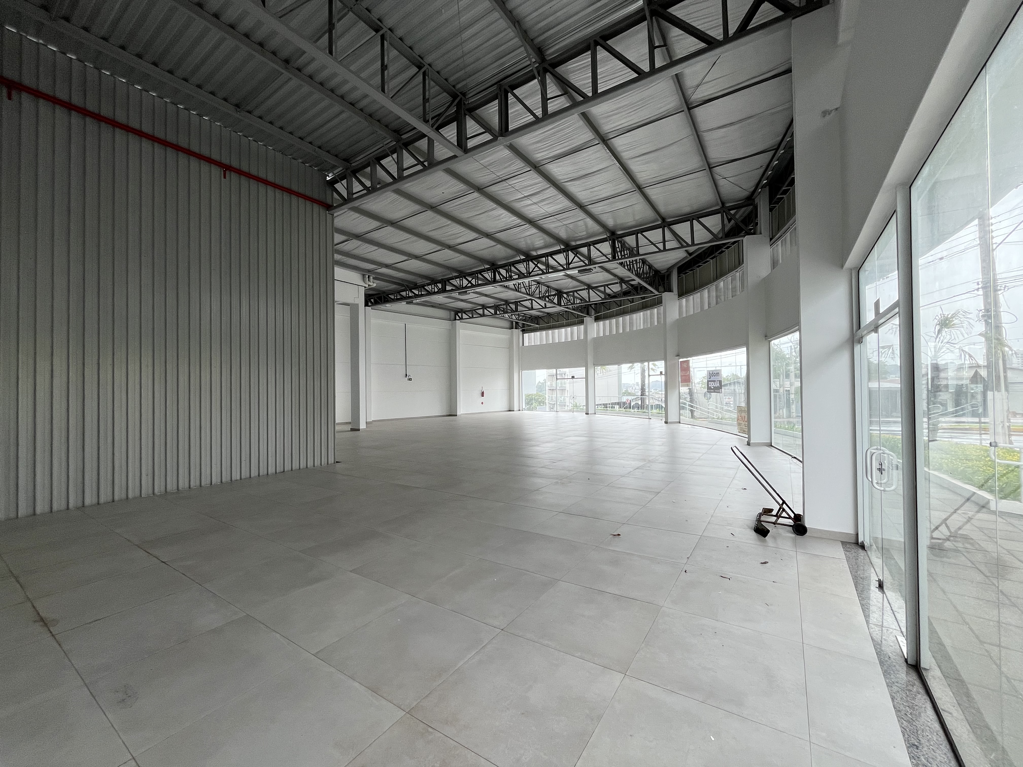Sala Comercial para Alugar em São Cristóvão, Chapecó - 350m²