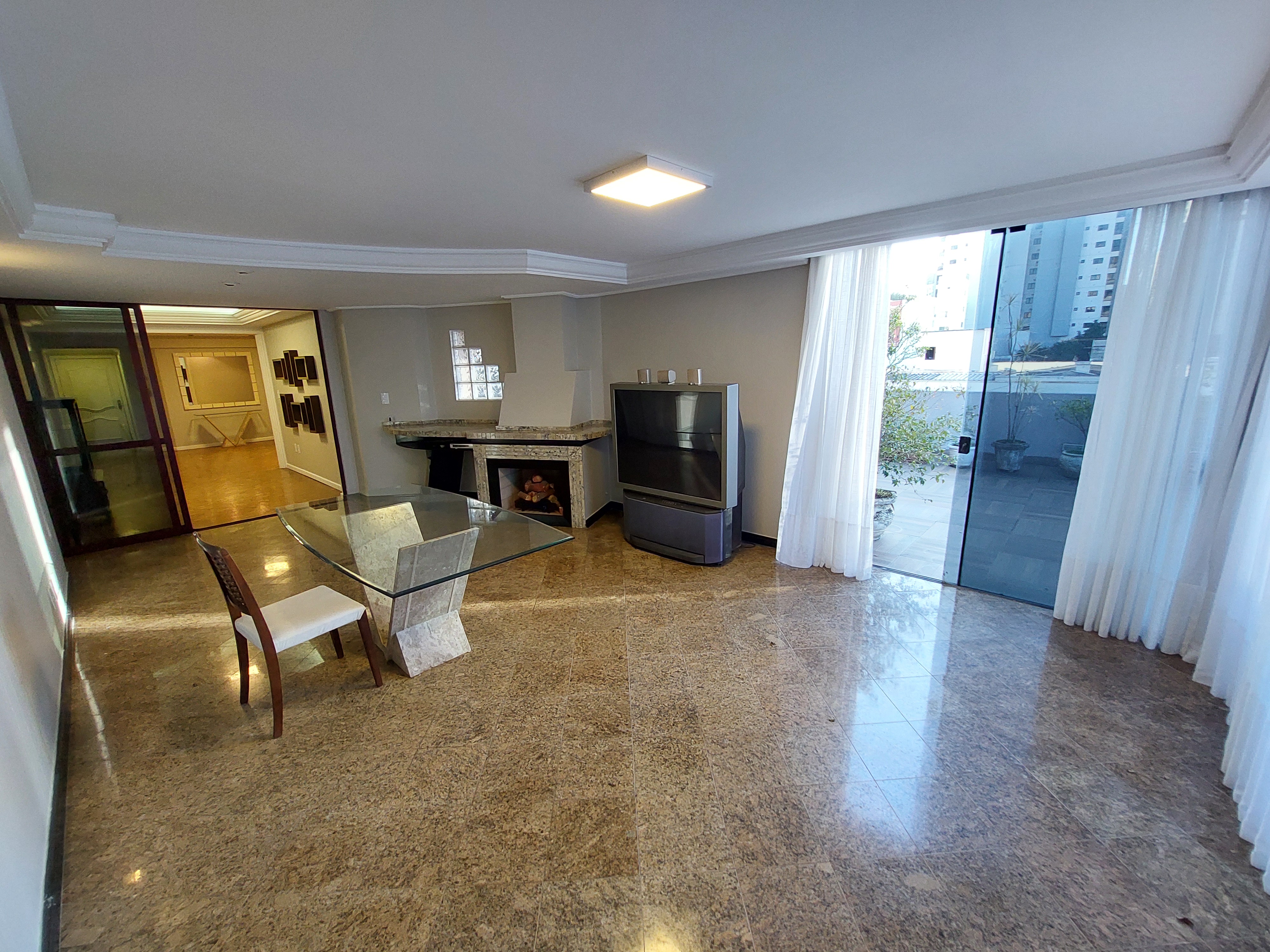 Apartamento para Alugar - 3 Quartos, Centro - Chapecó