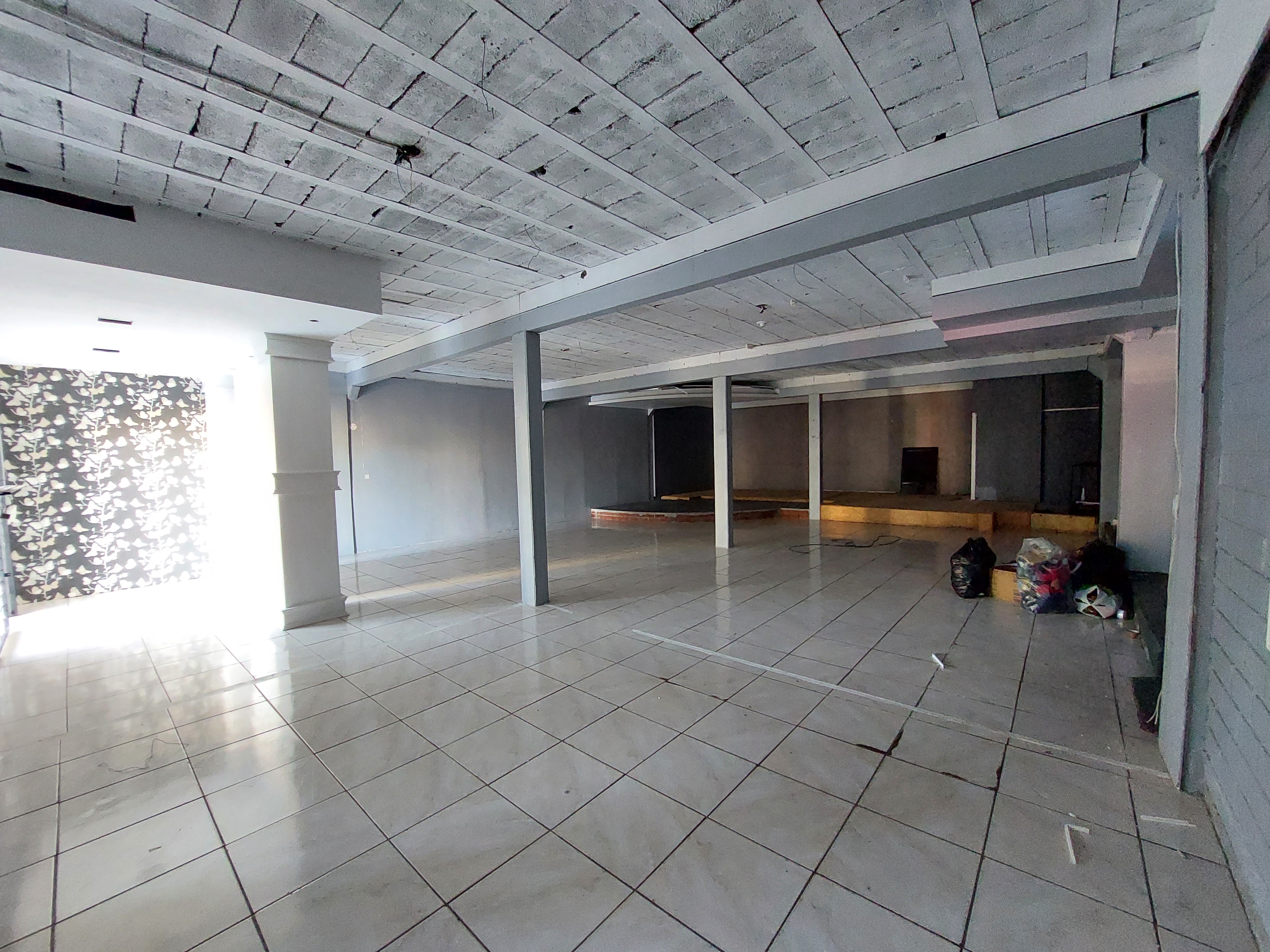 Barracão para alugar em Presidente Médici, Chapecó - 250m²