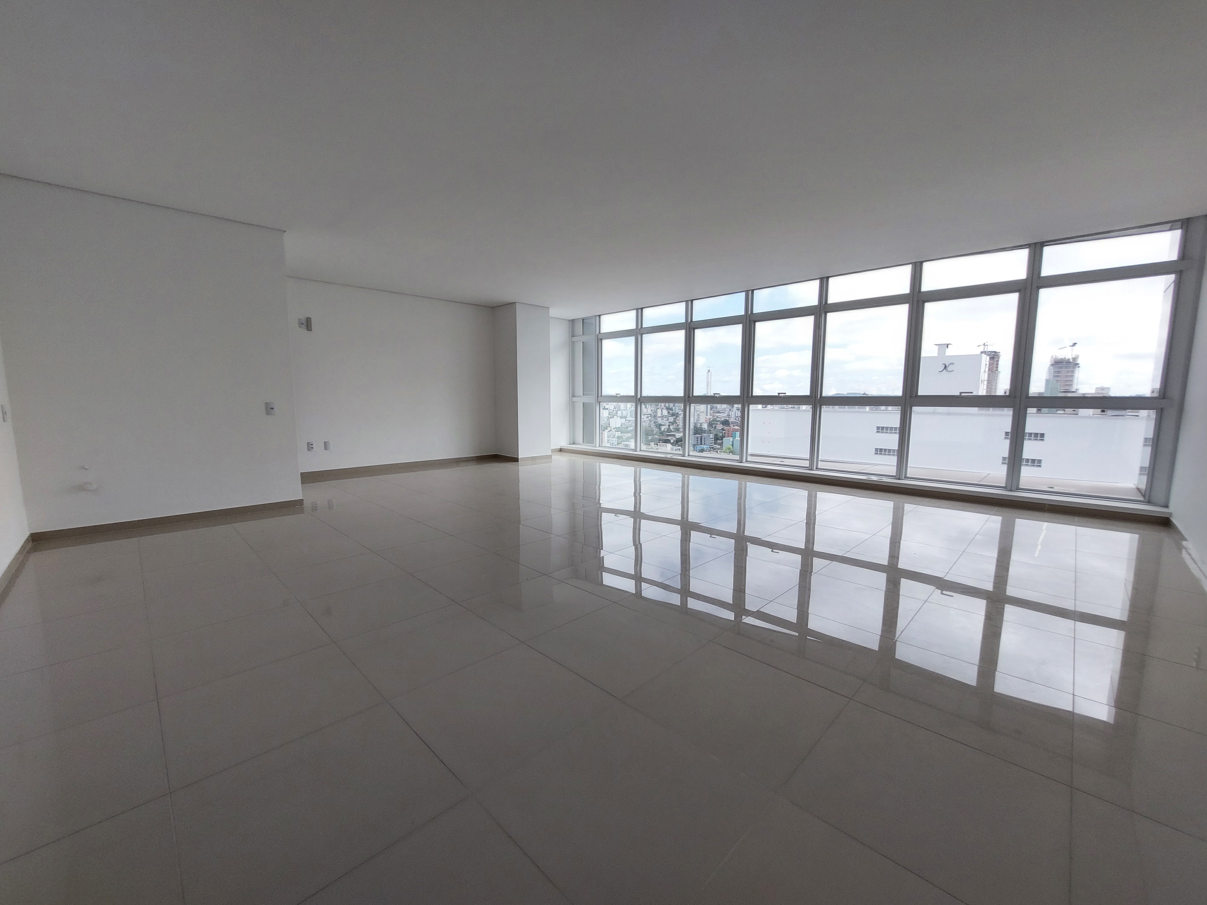 Sala Comercial para alugar no Centro em Chapecó | Mobg