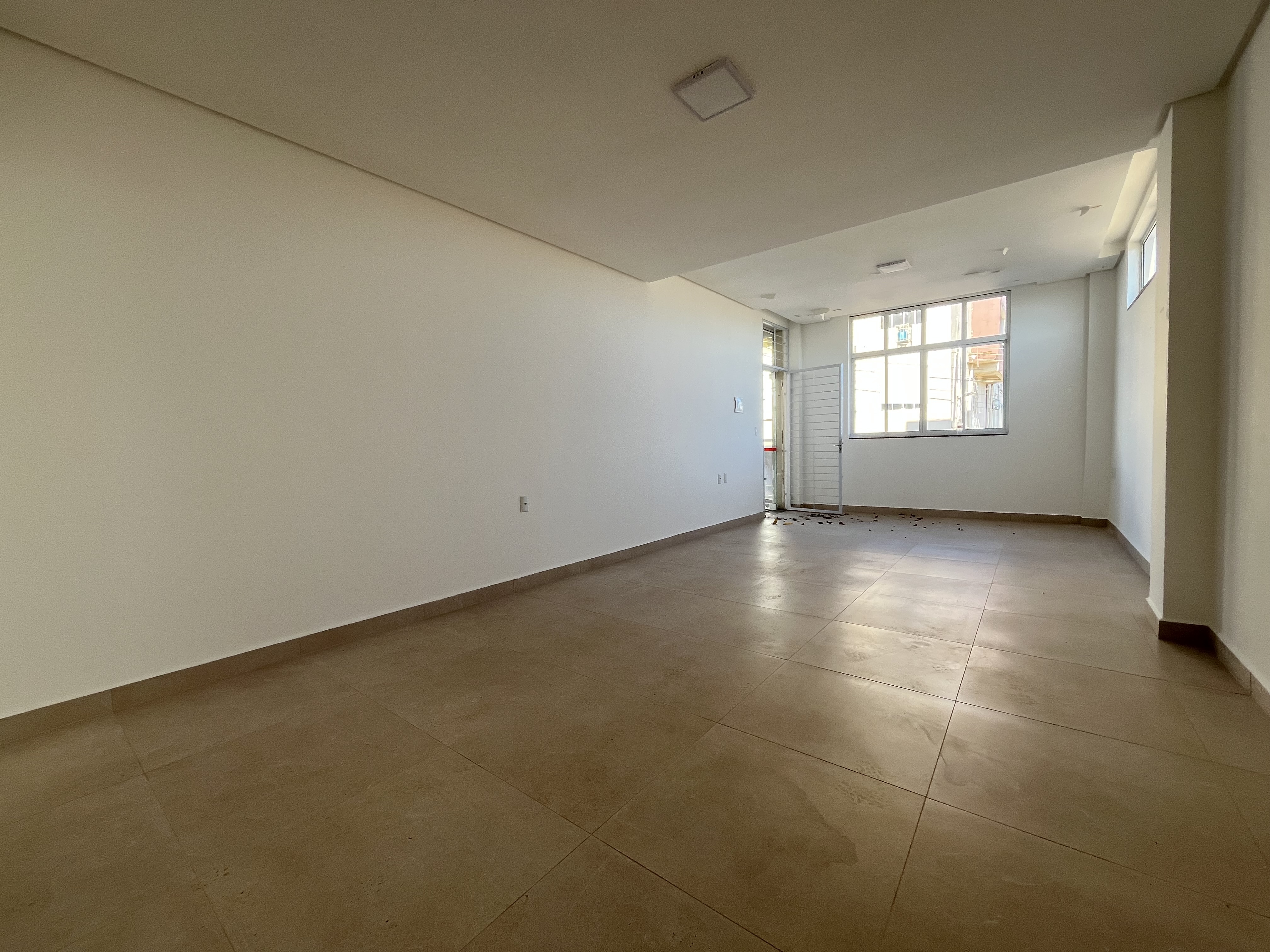 Sala Comercial para Alugar em Jardim América, Chapecó - 44m²