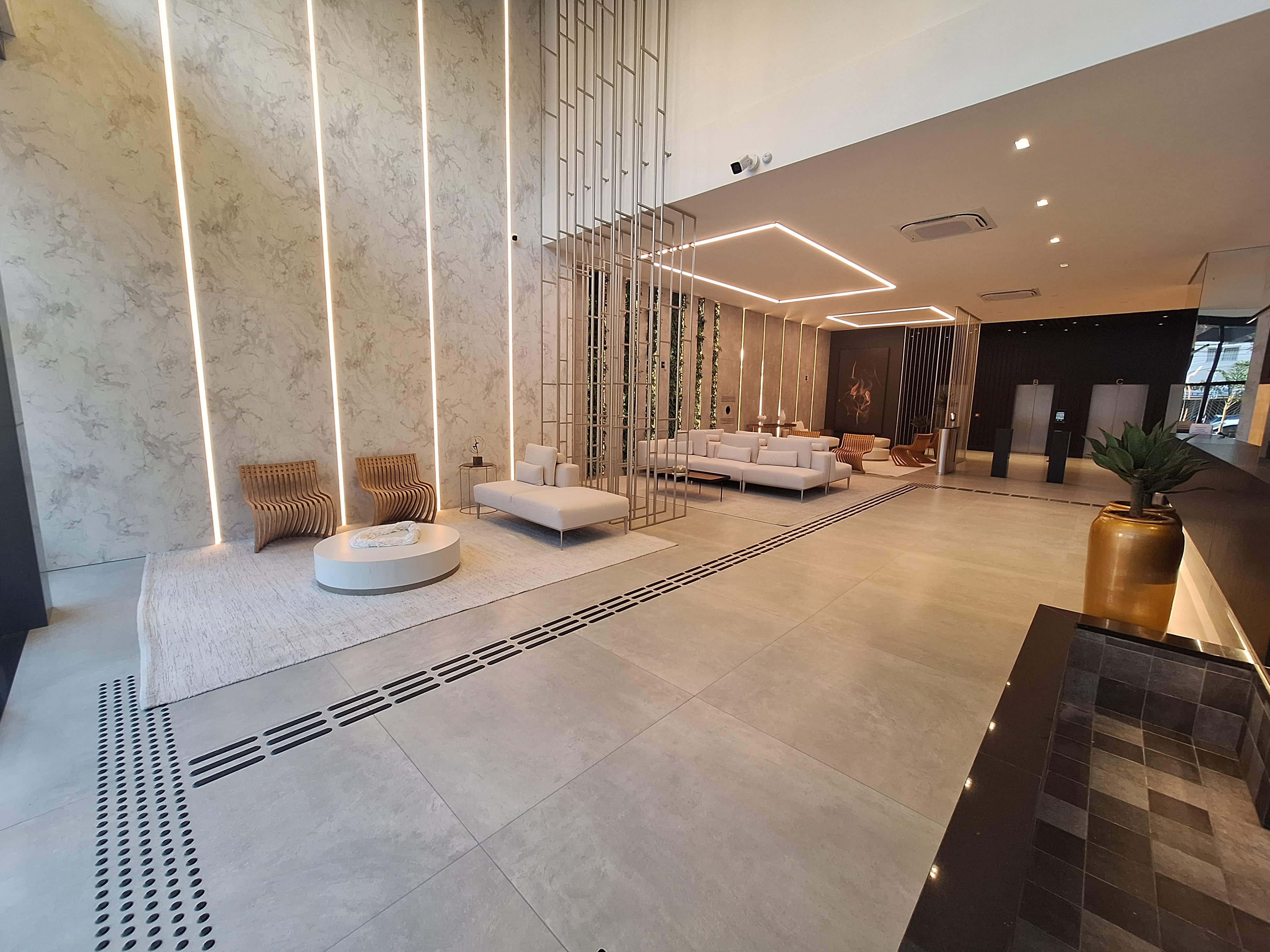 Sala Comercial para Alugar - Centro, Chapecó - 77m²