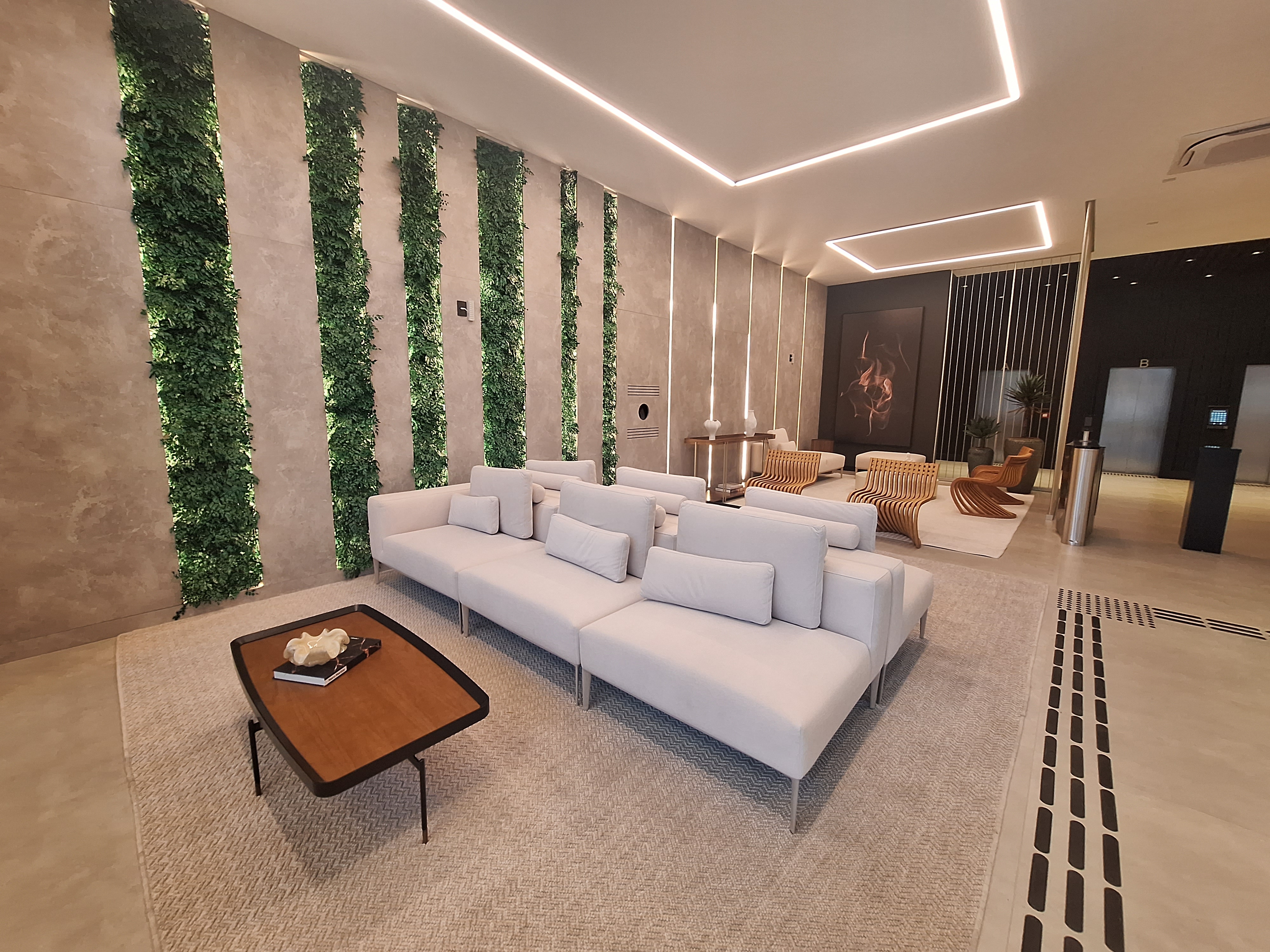 Sala Comercial para Alugar - Centro, Chapecó - 77m²