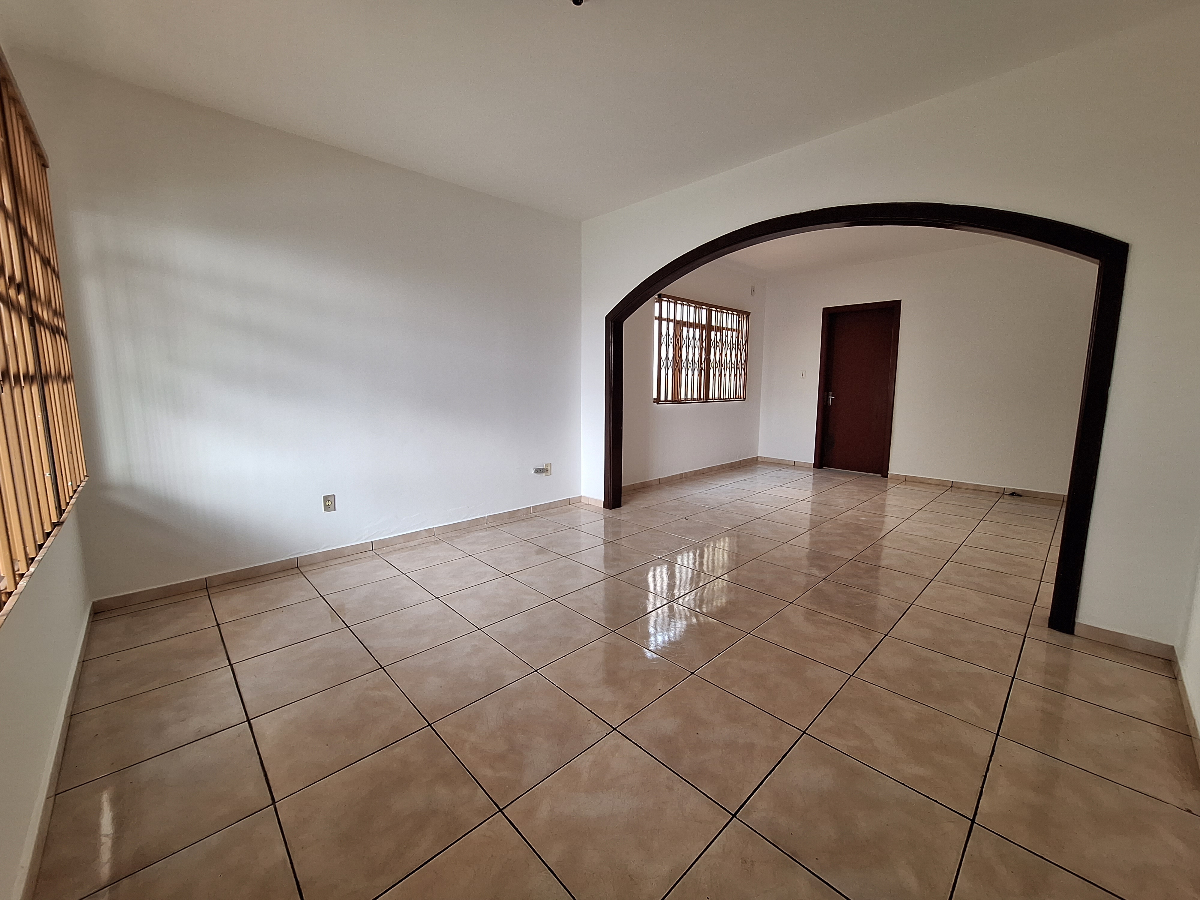 Casa Comercial para Alugar Presidente Médici Chapecó - 150m²