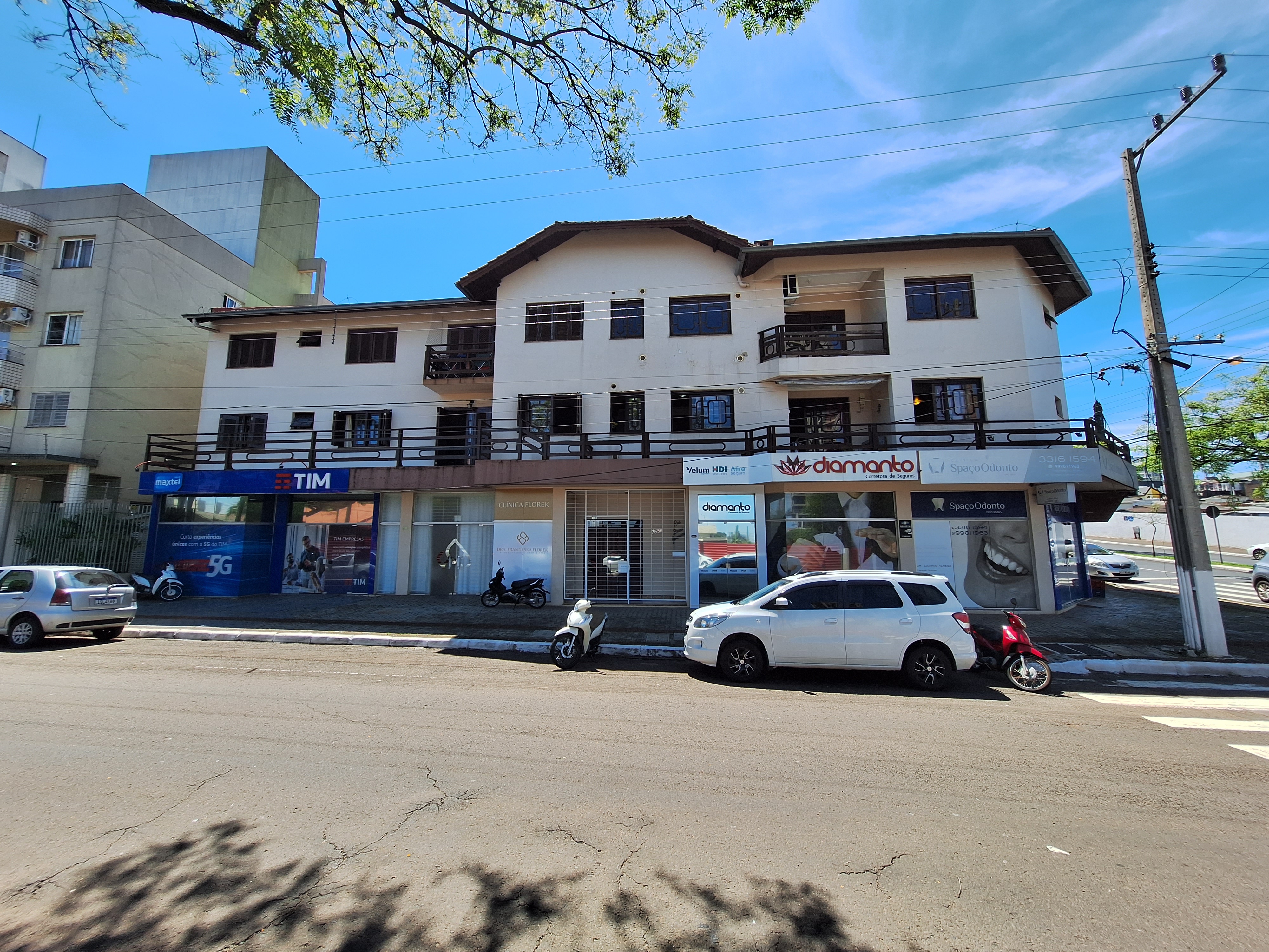 Apartamento 2 suítes para alugar no Centro em Chapecó | Mobg