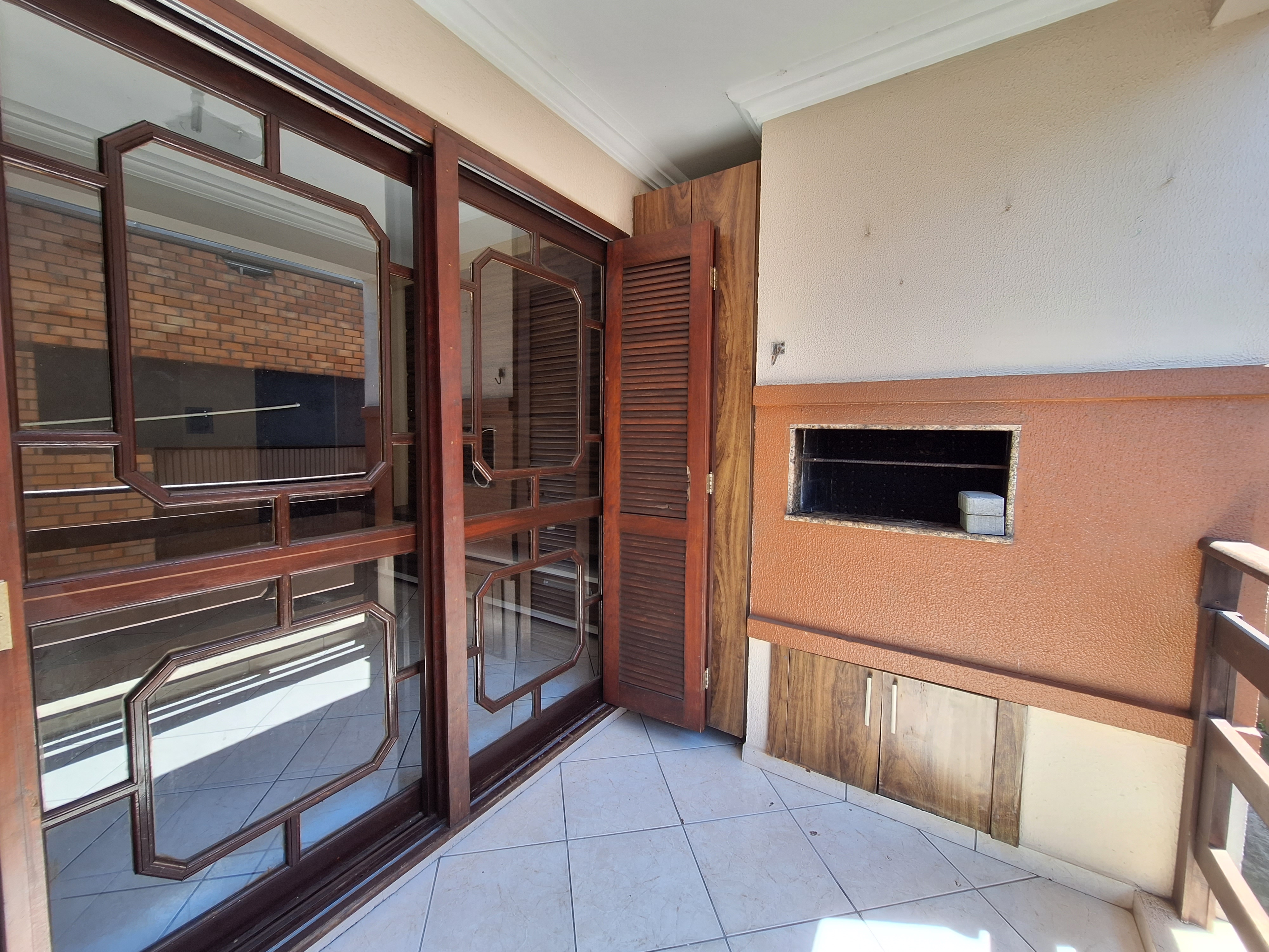 Apartamento 2 suítes para alugar no Centro em Chapecó | Mobg