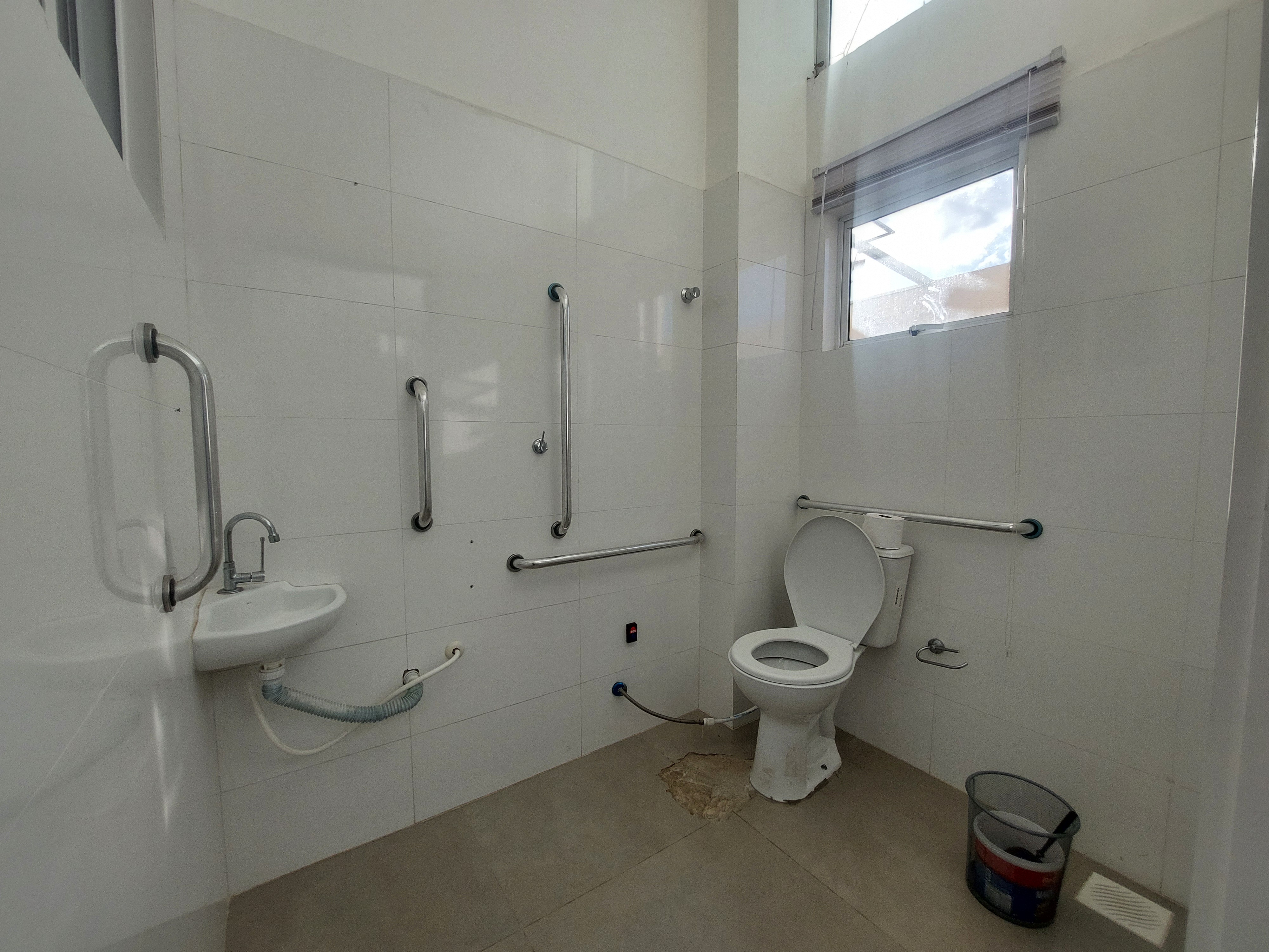 Sala Comercial para Alugar em Santa Maria, Chapecó | 50m²