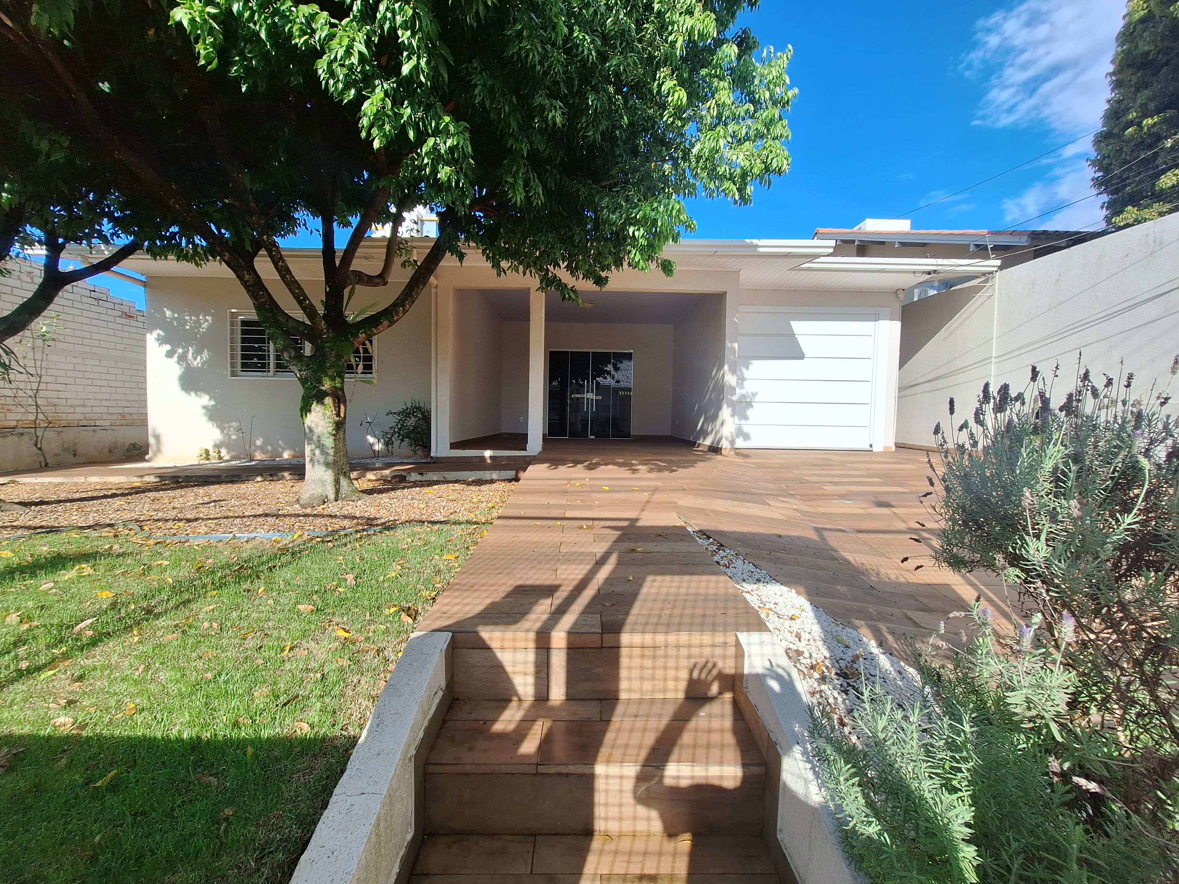 Casa para Alugar em Chapecó - 5 Quartos, Maria Goretti