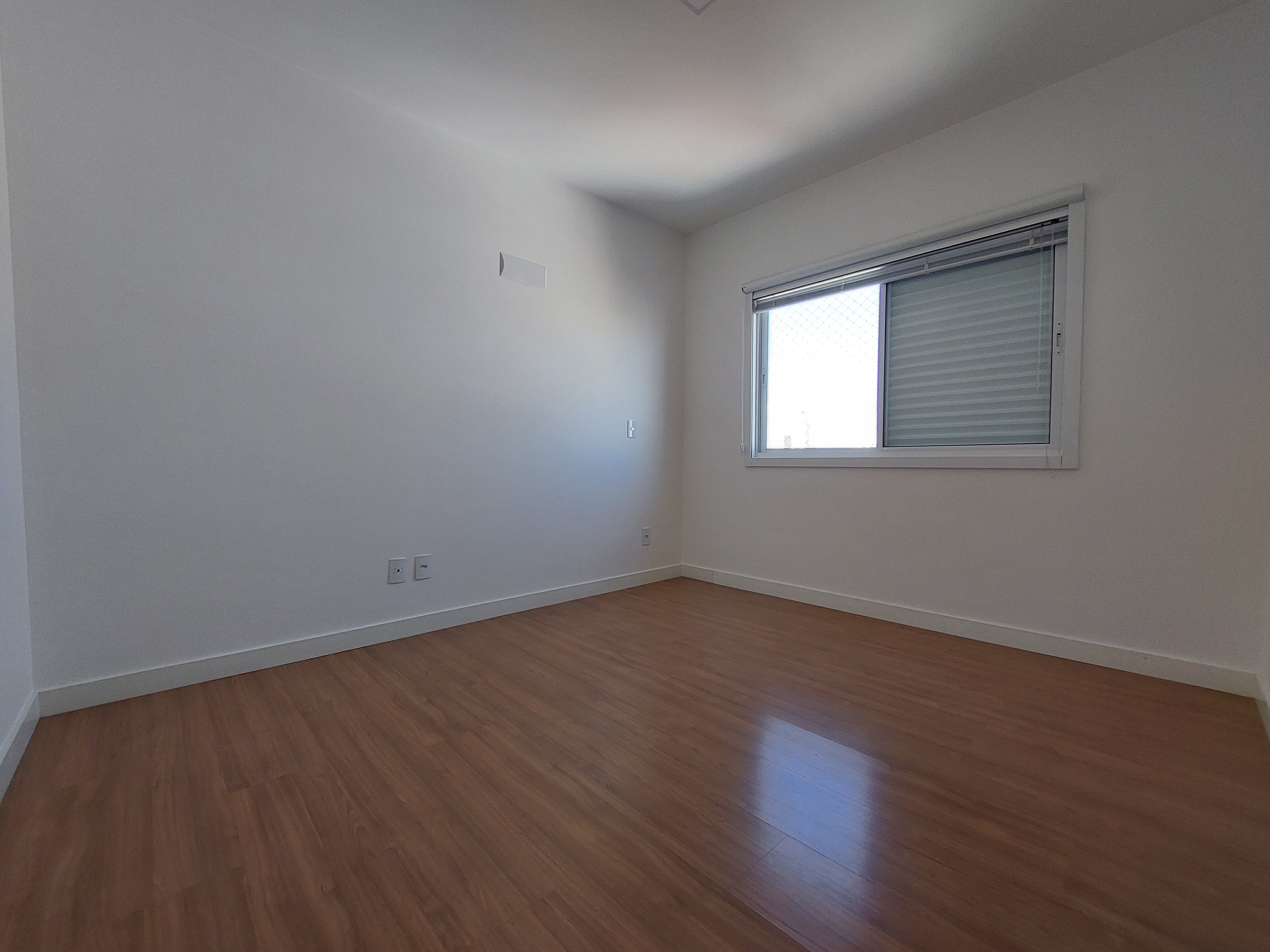 Apartamento 2 suítes para alugar no Centro em Chapecó | Mobg