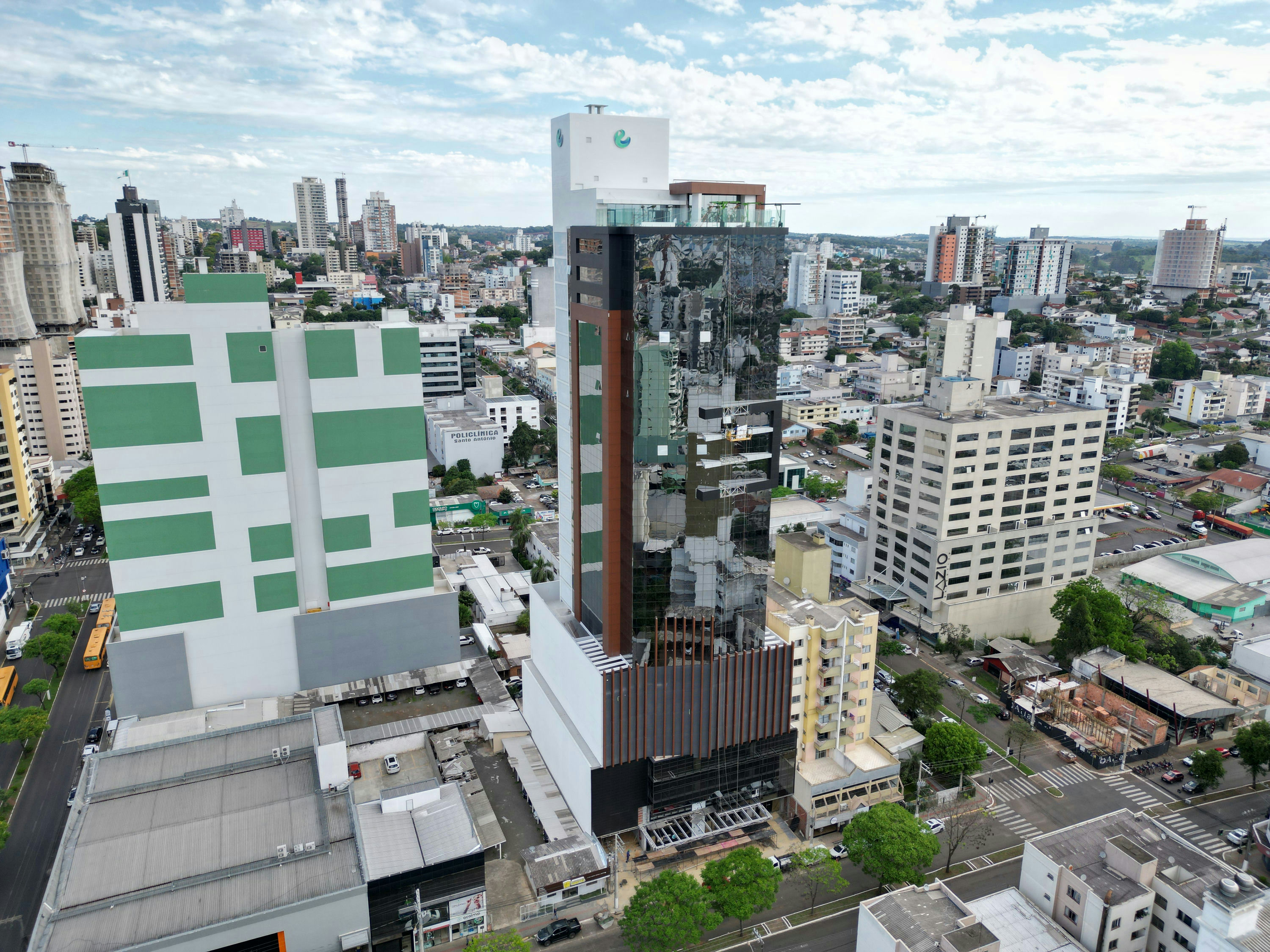 Sala Comercial para Alugar em Chapecó - Centro - 47m² - 1 Va