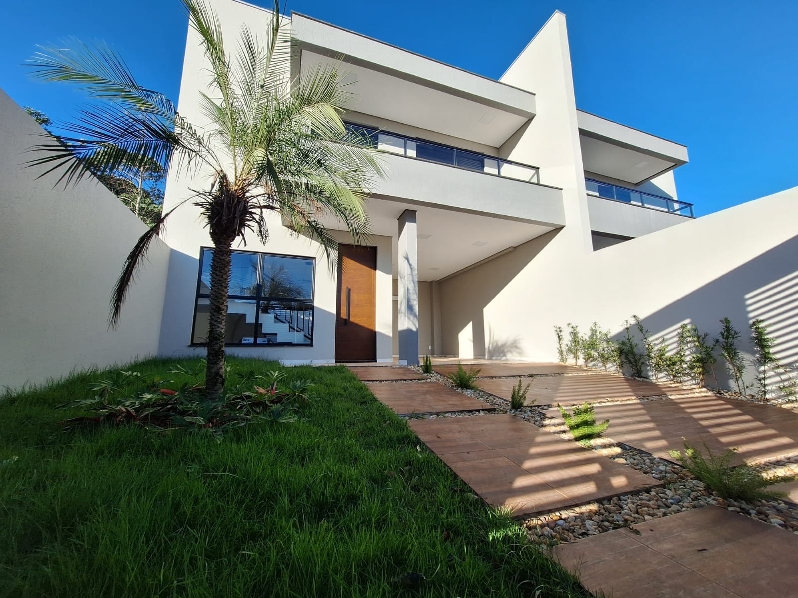 Casa para Alugar no Esplanada, Chapecó - 3 Quartos Suítes