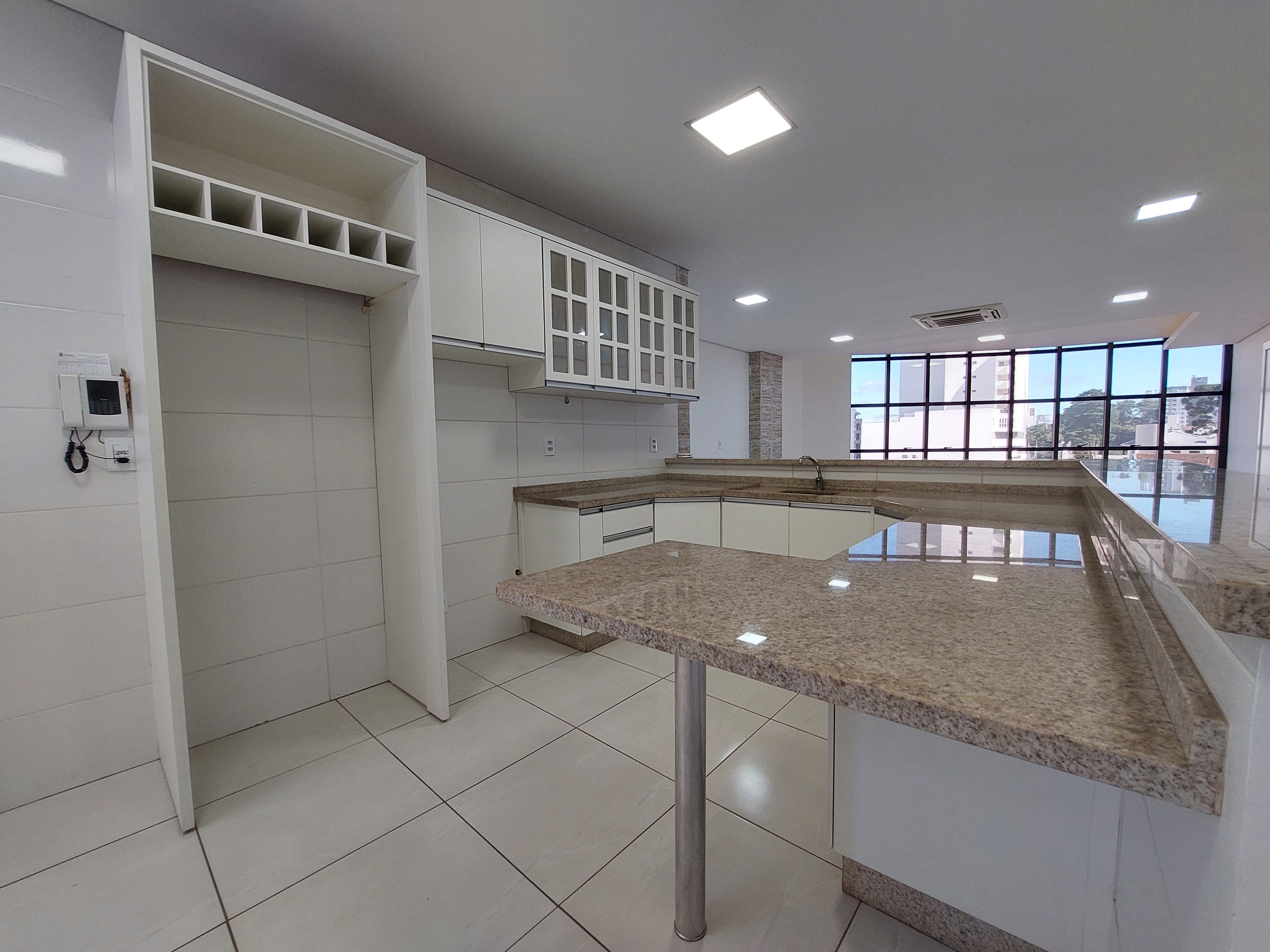 Apartamento 1 suíte para alugar no Centro em Chapecó | Mobg