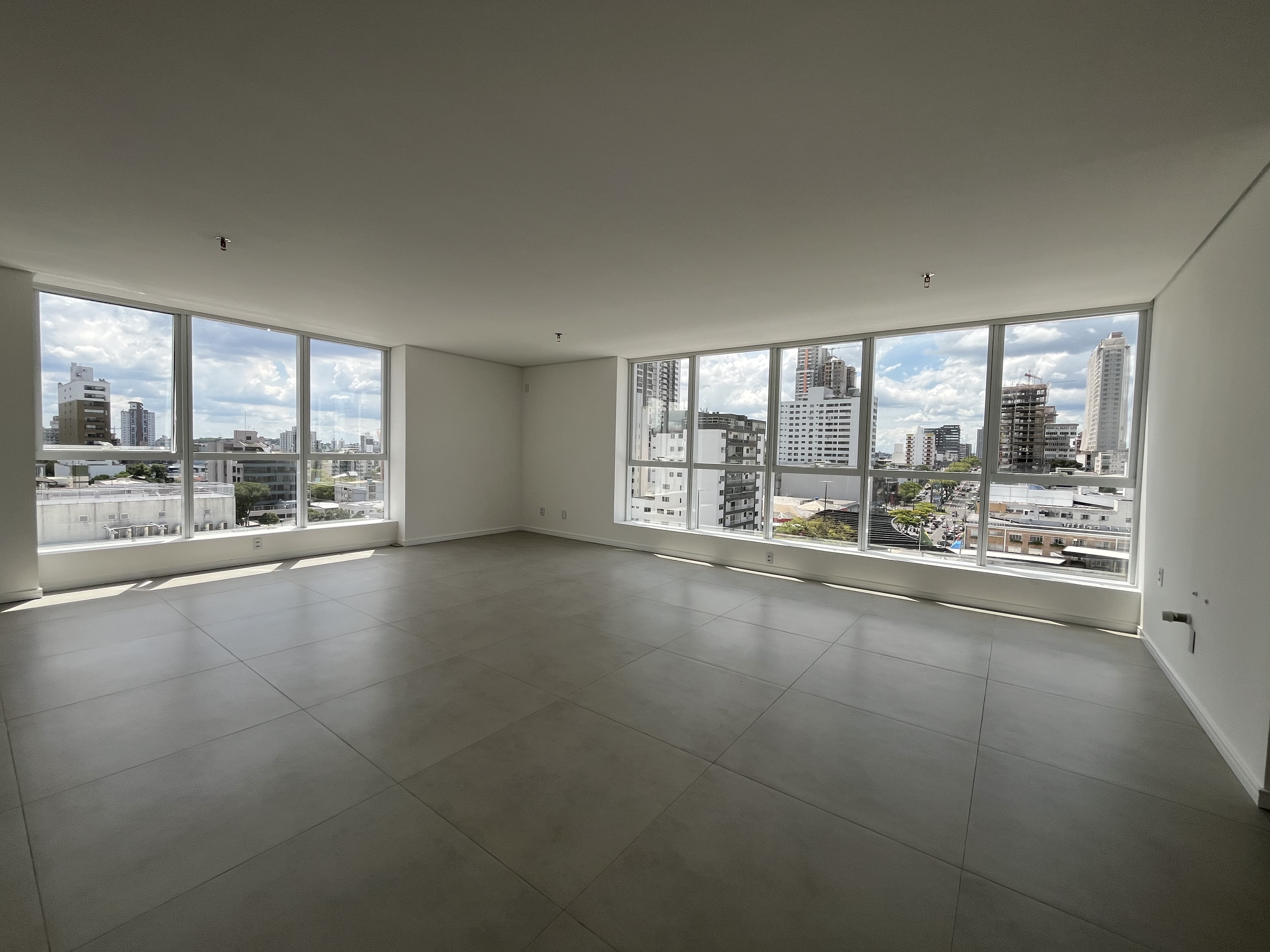 Sala Comercial para Alugar - Centro, Chapecó - 60m²