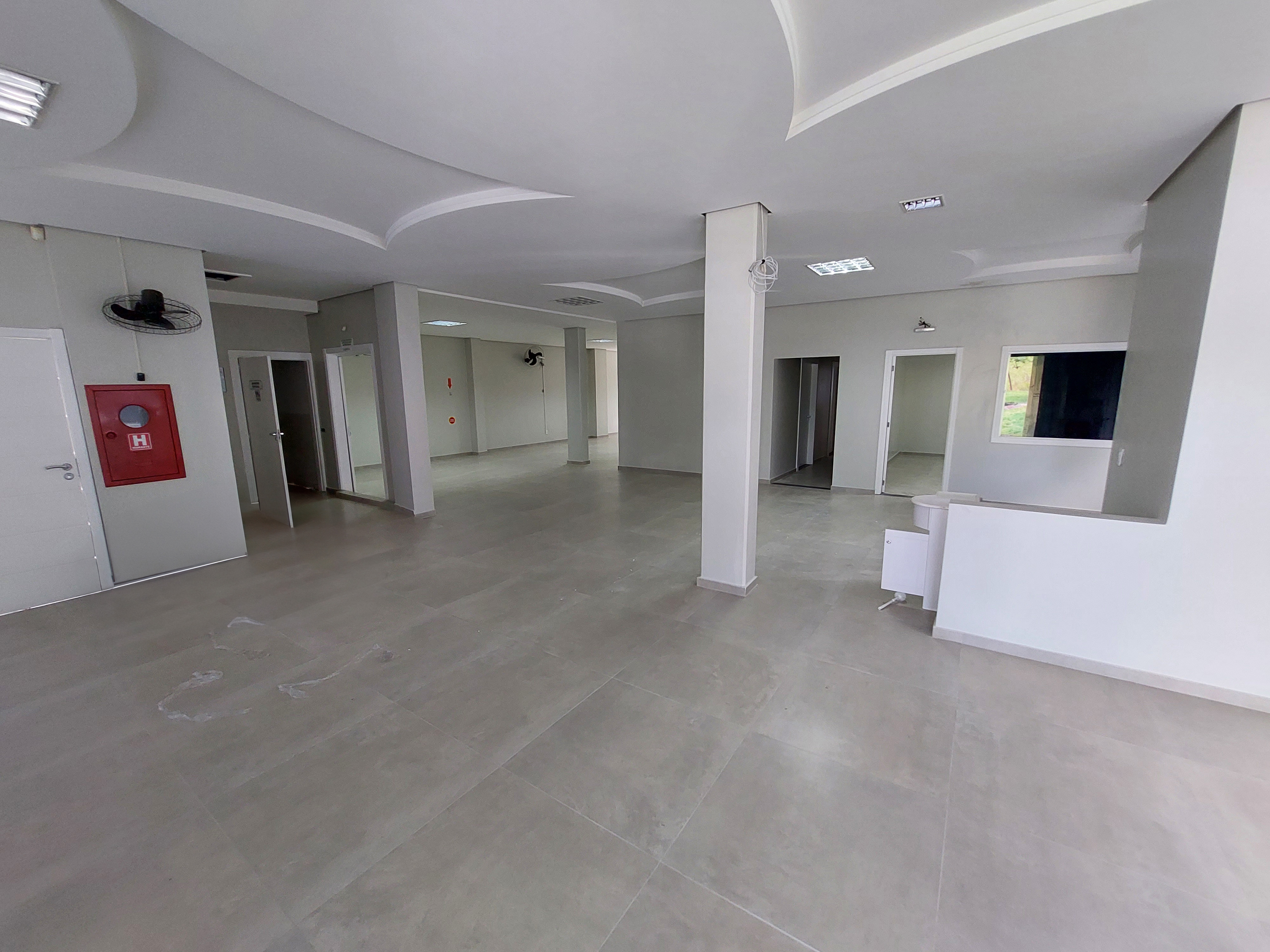 Sala Comercial para Alugar - Centro, Chapecó - 400m²