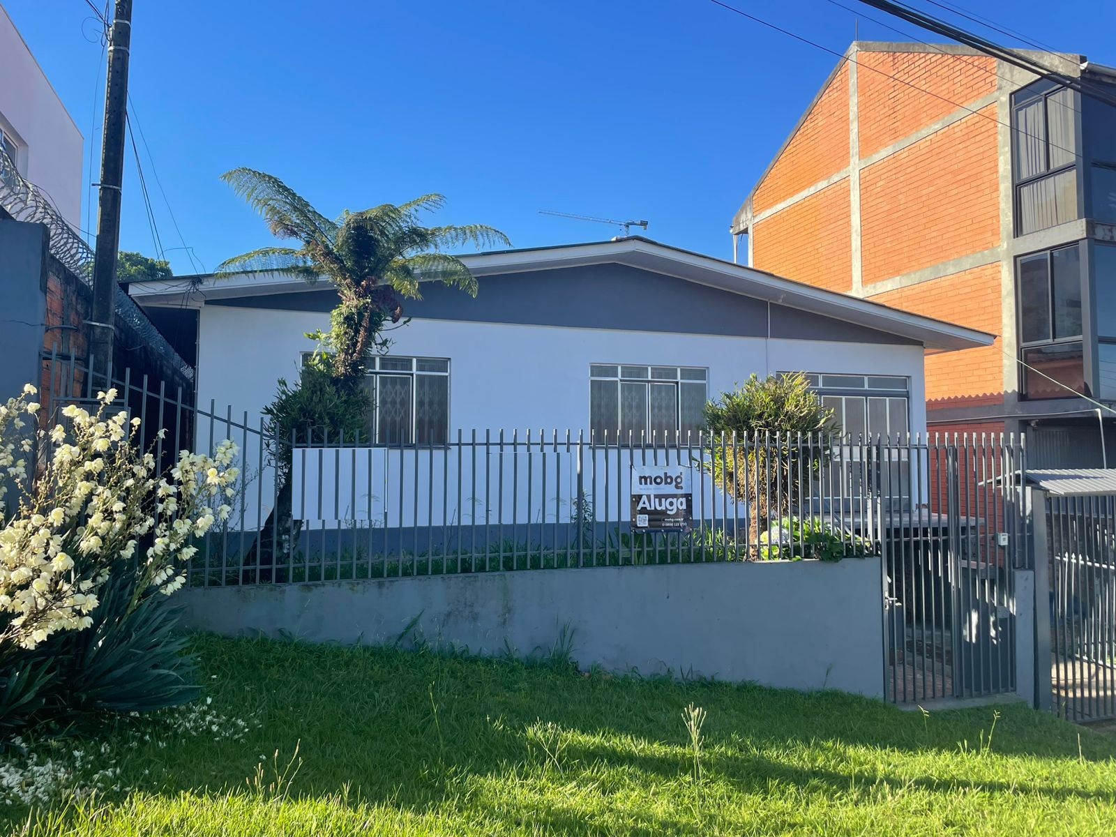 Casa para Alugar em Santa Maria, Chapecó - 2 Quartos e Churr