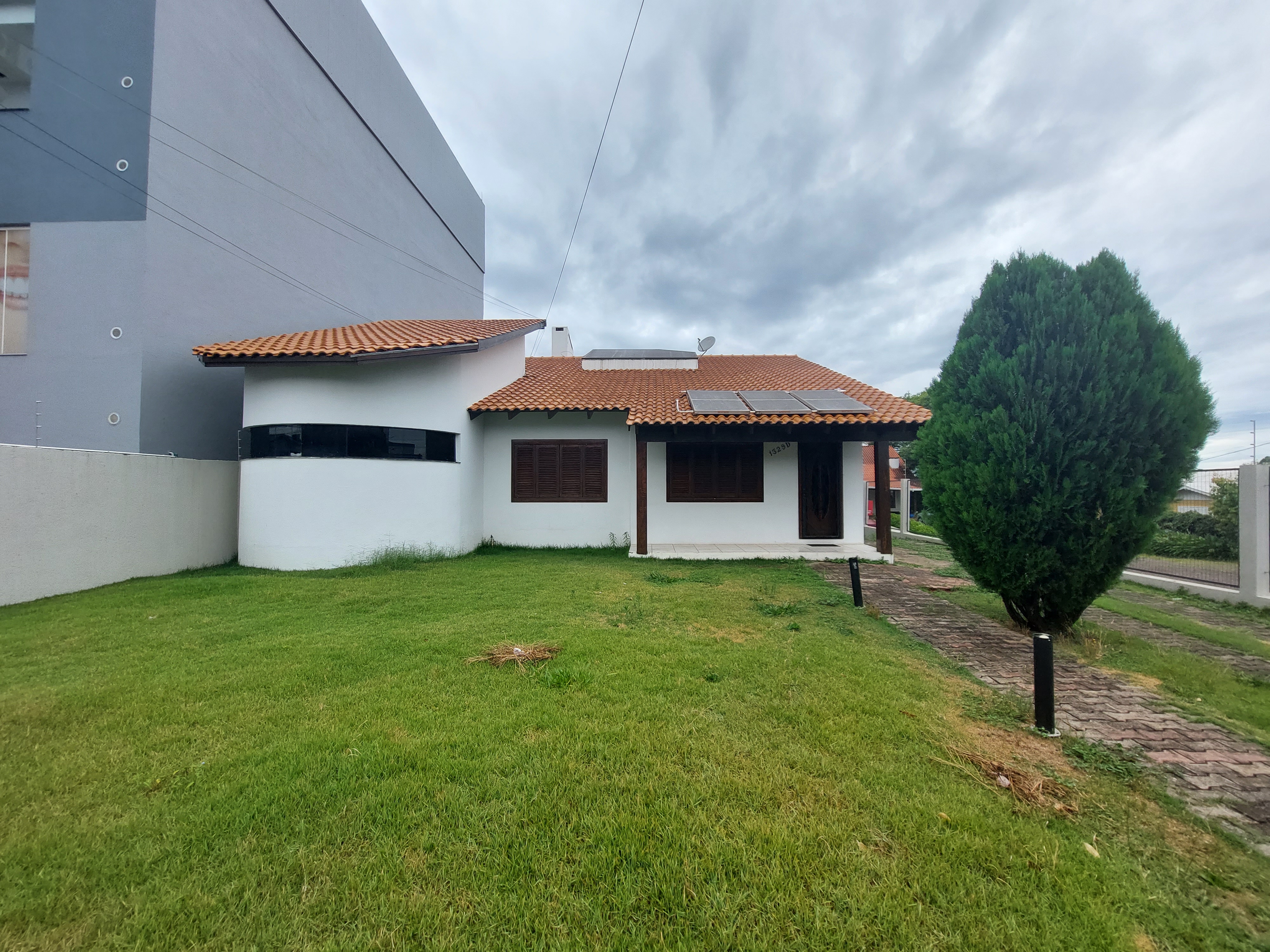Casa 1 suíte para alugar no Saic em Chapecó | Mobg