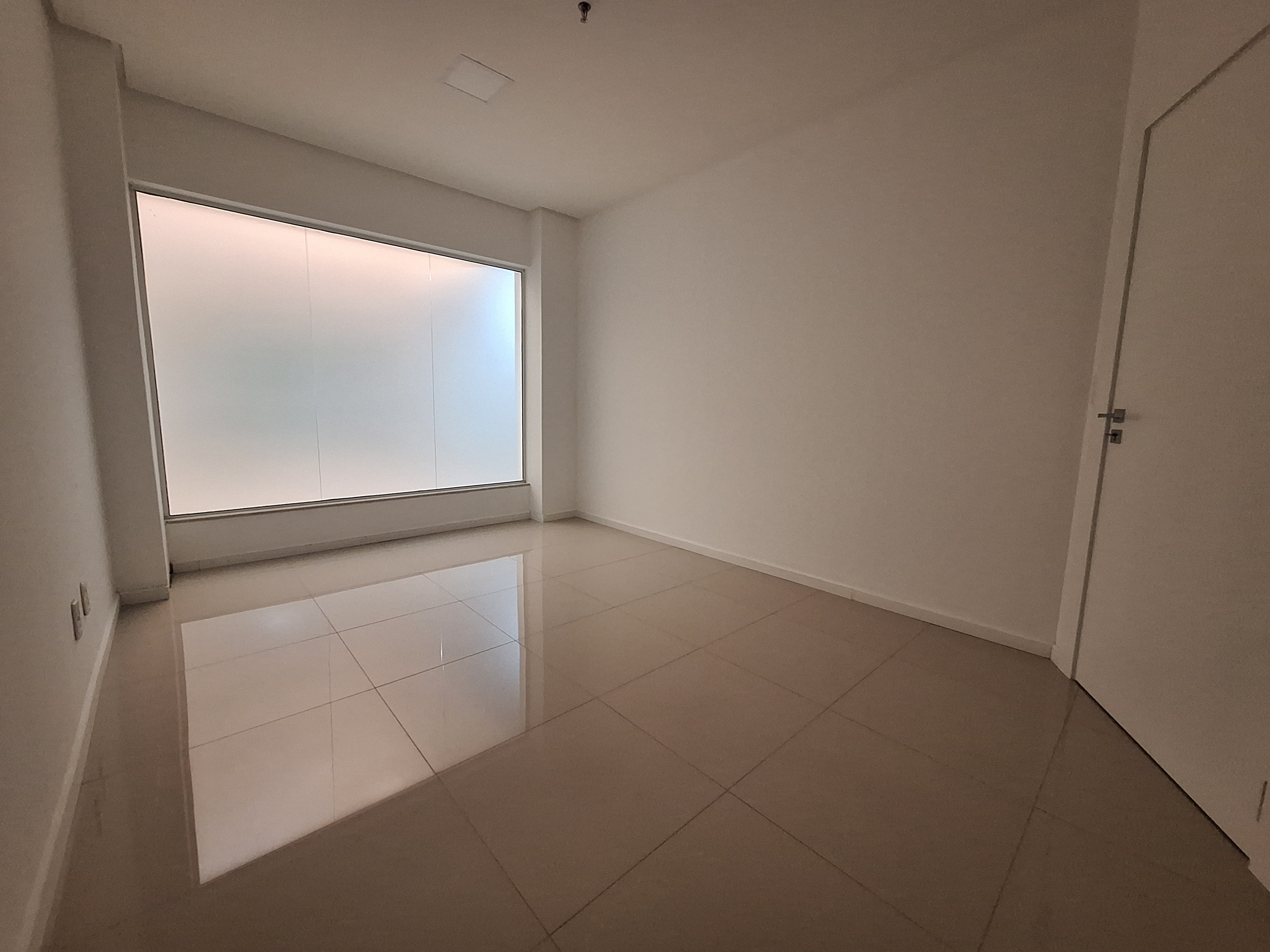 Sala Comercial para Alugar - Centro, Chapecó - 75m²
