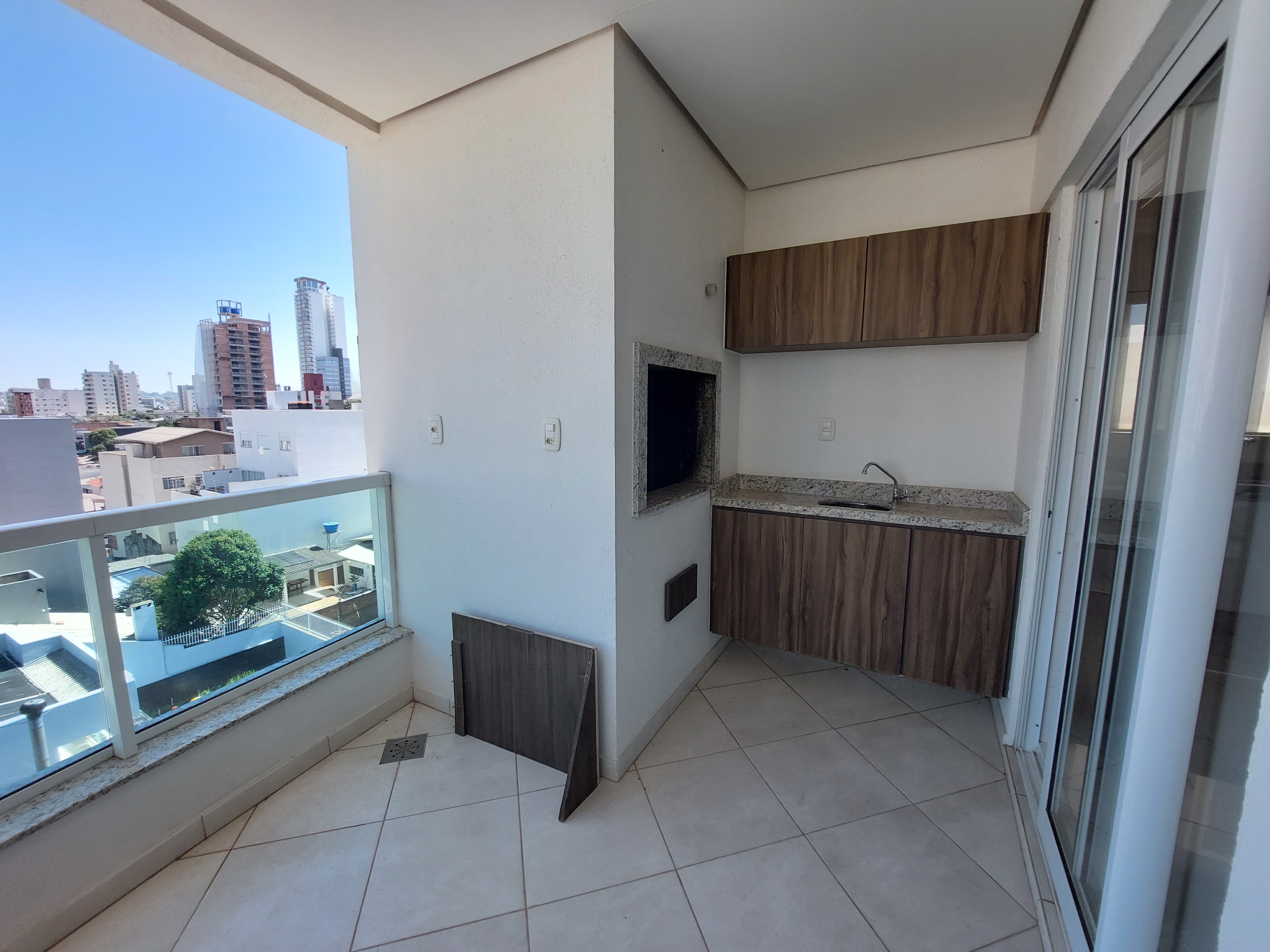 Apartamento 1 suíte para alugar no Presidente Médici | Mobg