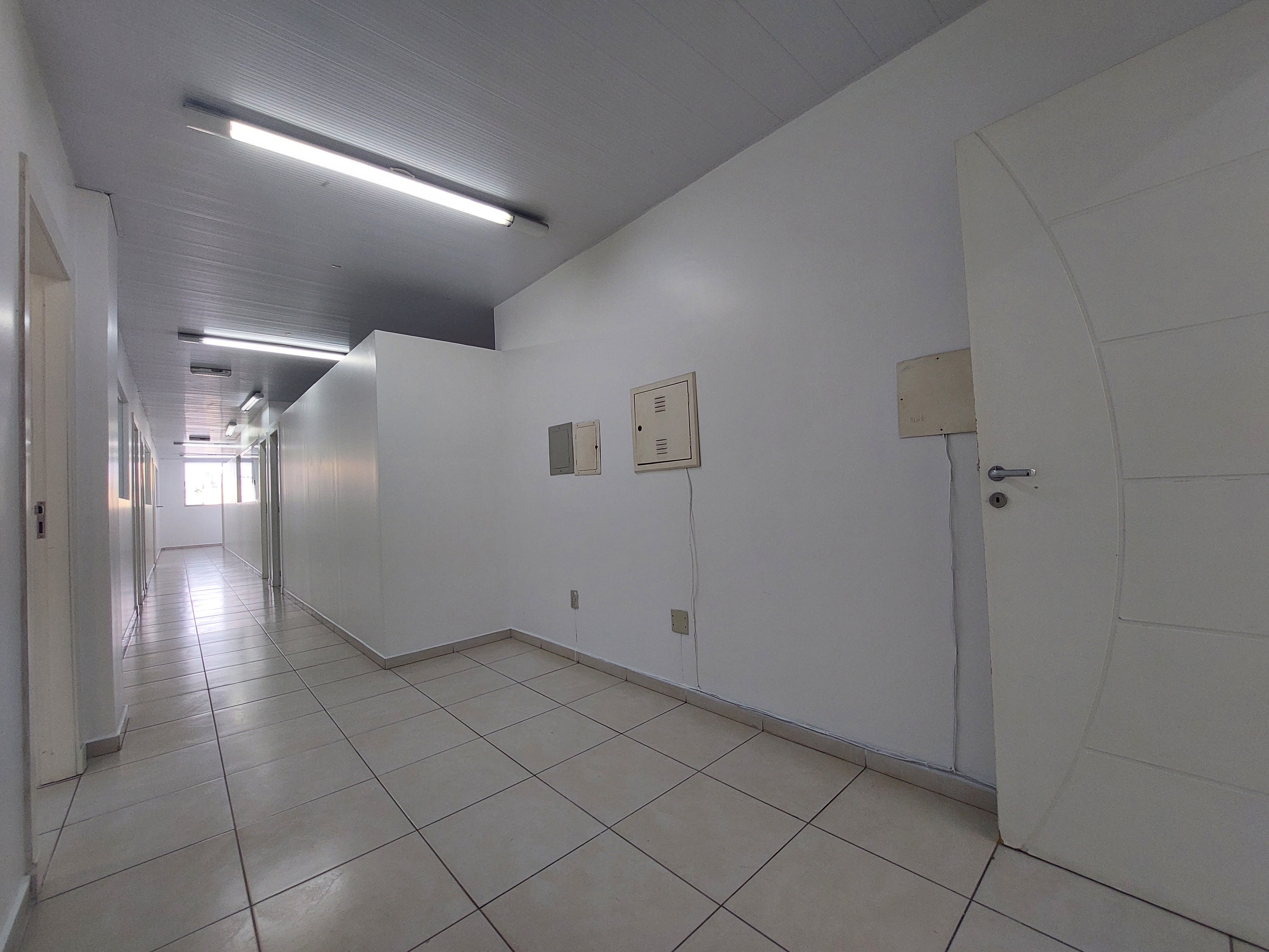 Sala Comercial para Alugar - Centro, Chapecó | [200m²]