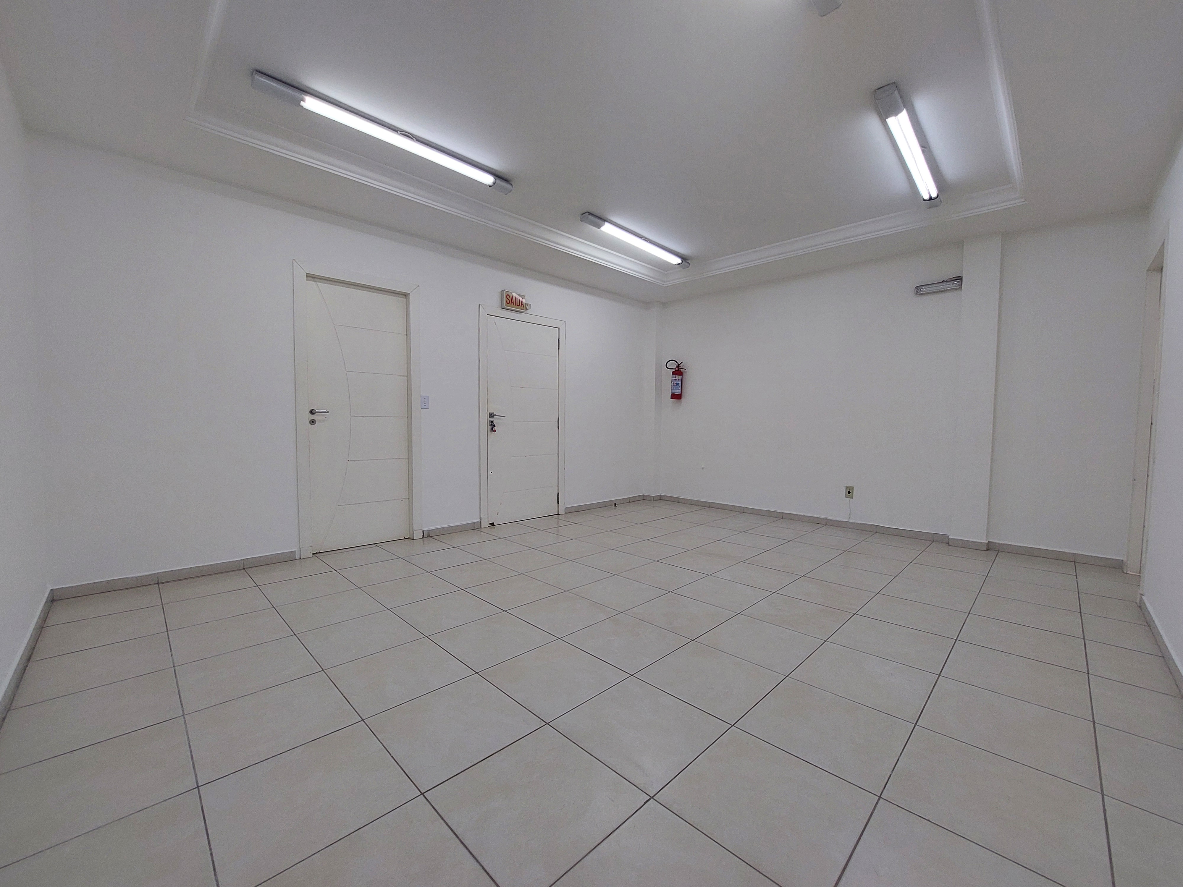 Sala Comercial para Alugar - Centro, Chapecó | [200m²]